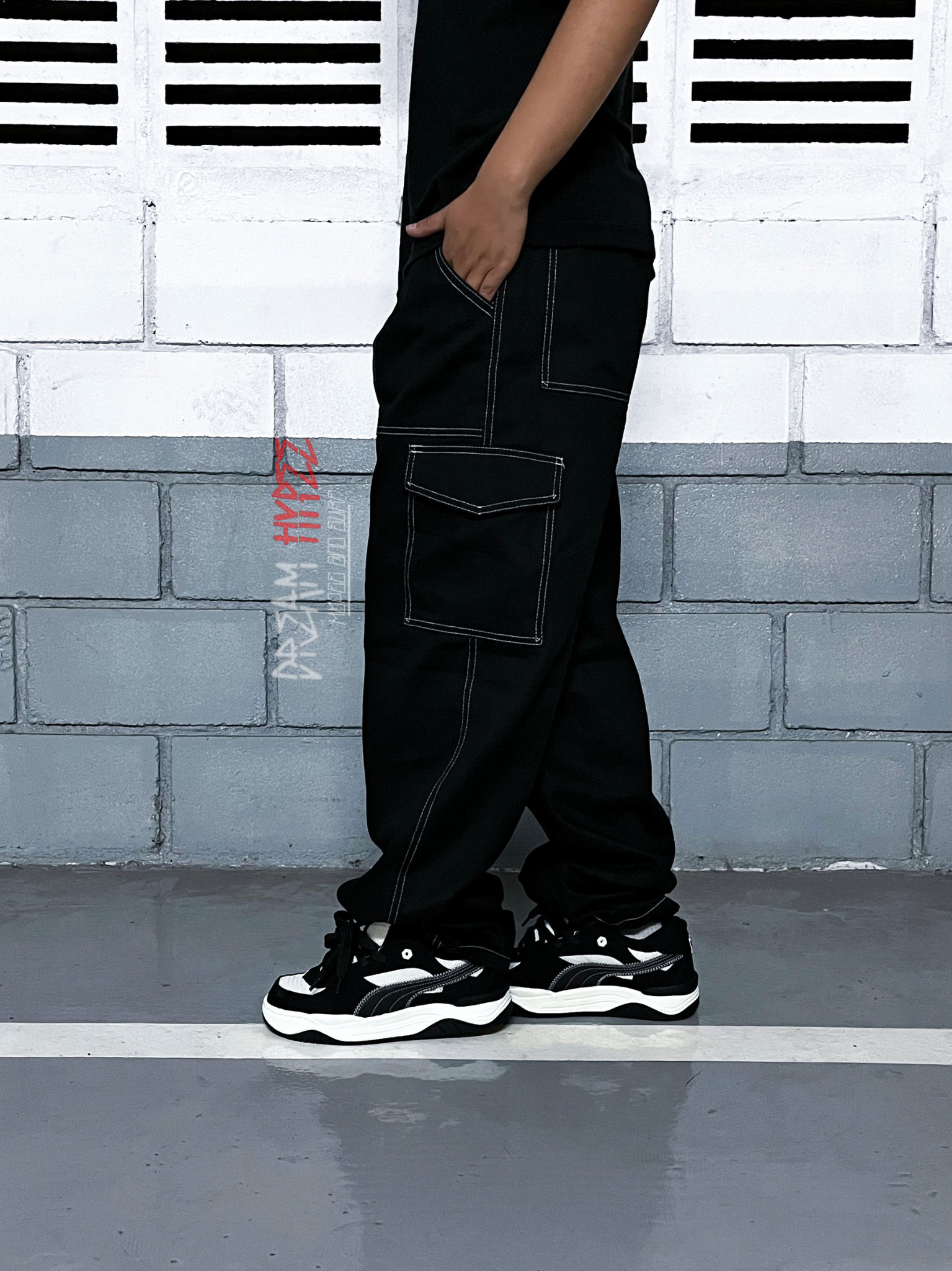 Calça Cargo Black Contrast