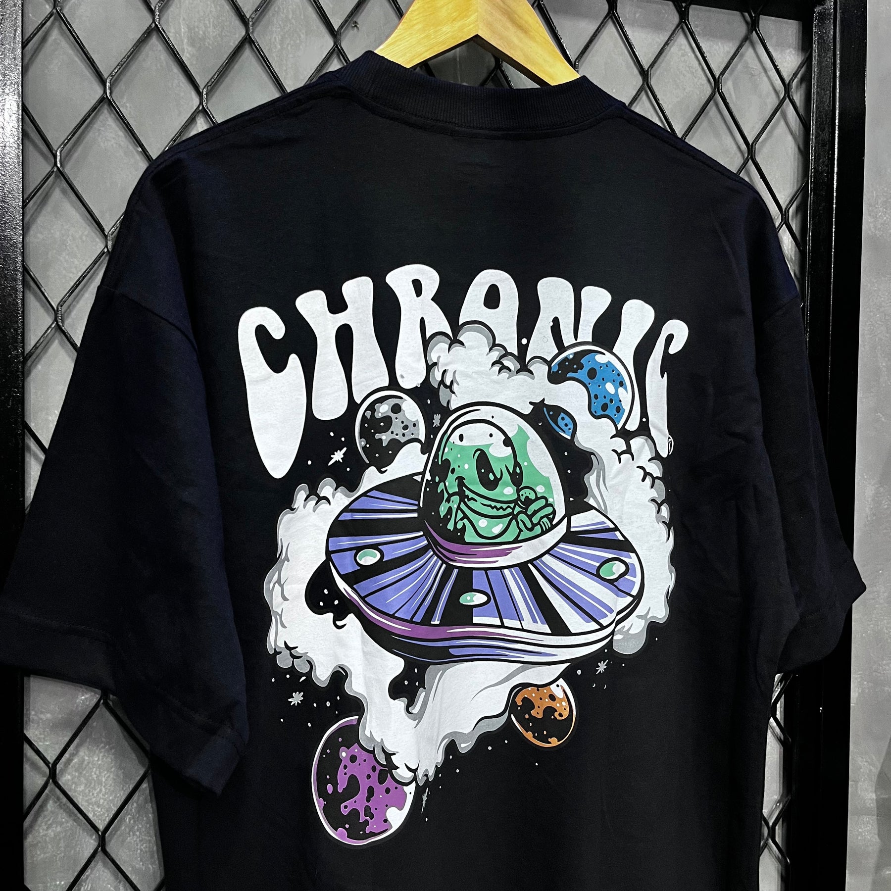 CAMISETA CHRONIC