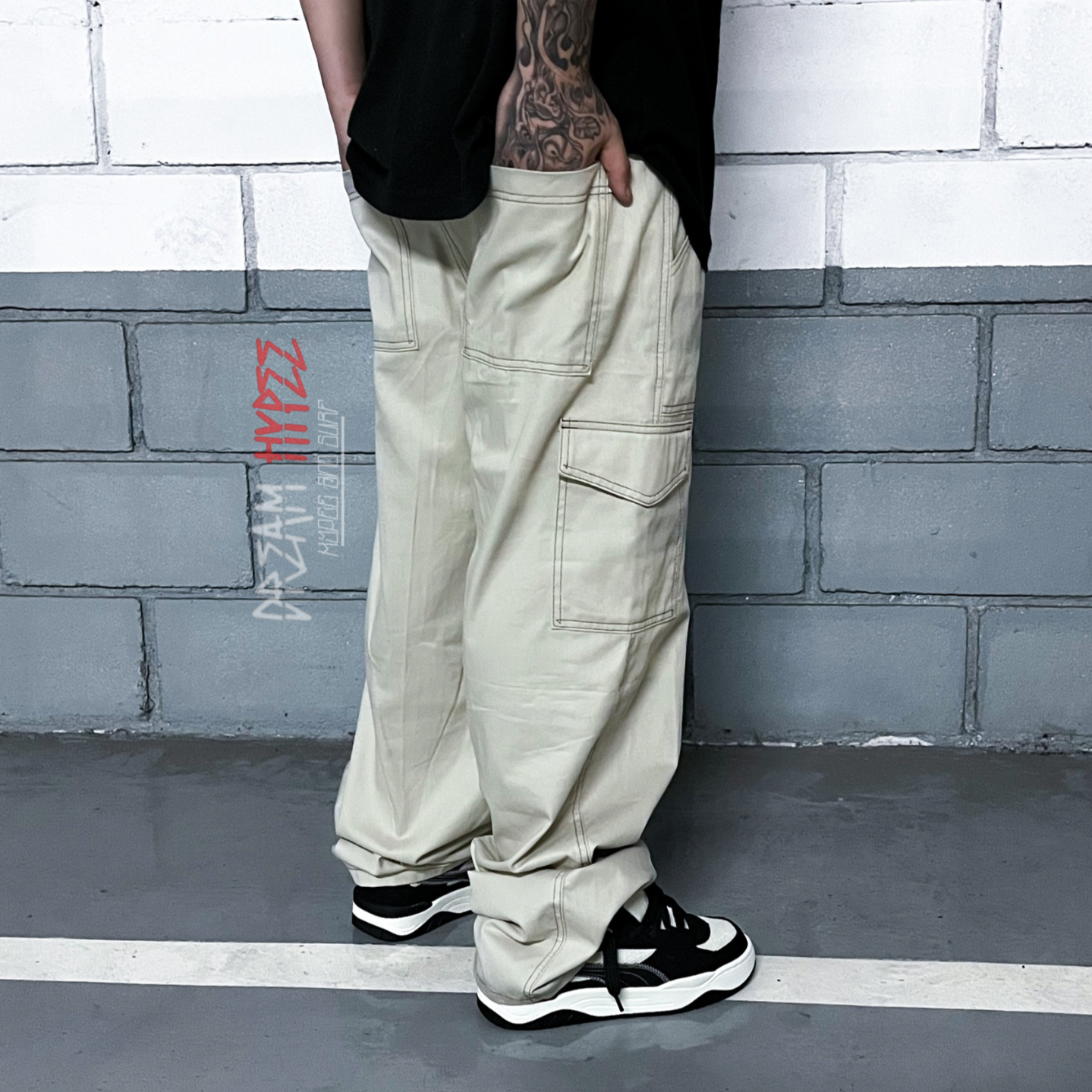 Calça Cargo Bege Contrast