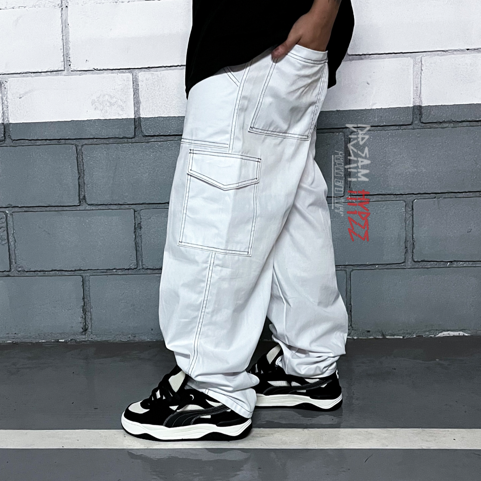 Calça Cargo Branca Contrast