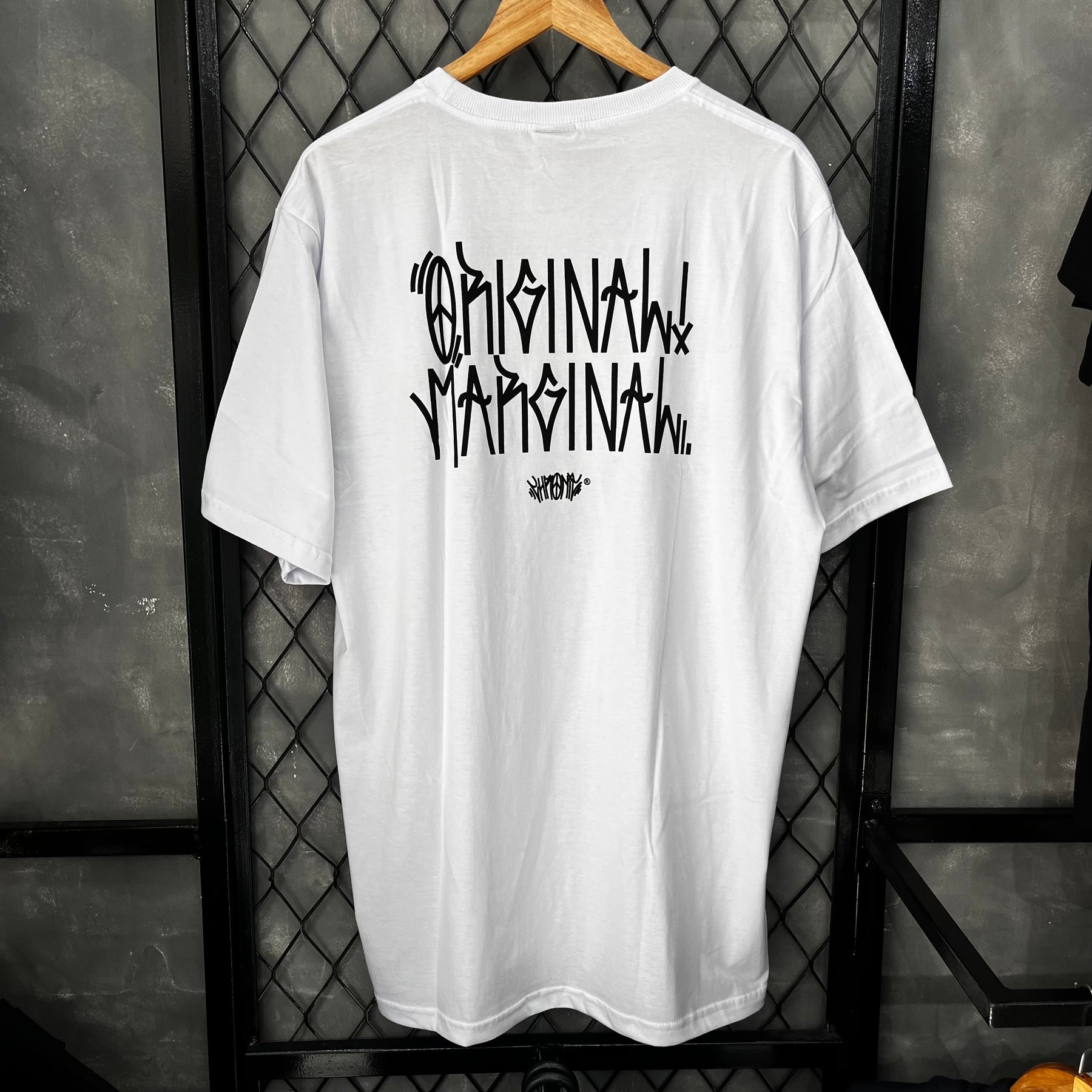 CAMISETA CHRONIC