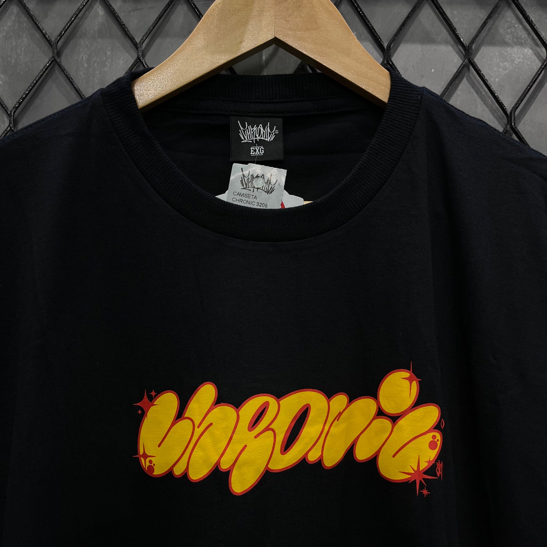 CAMISETA CHRONIC