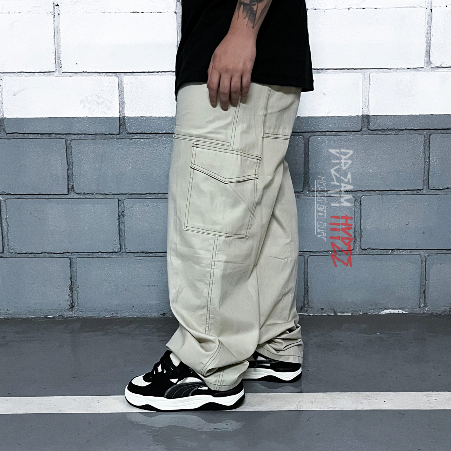 Calça Cargo Bege Contrast