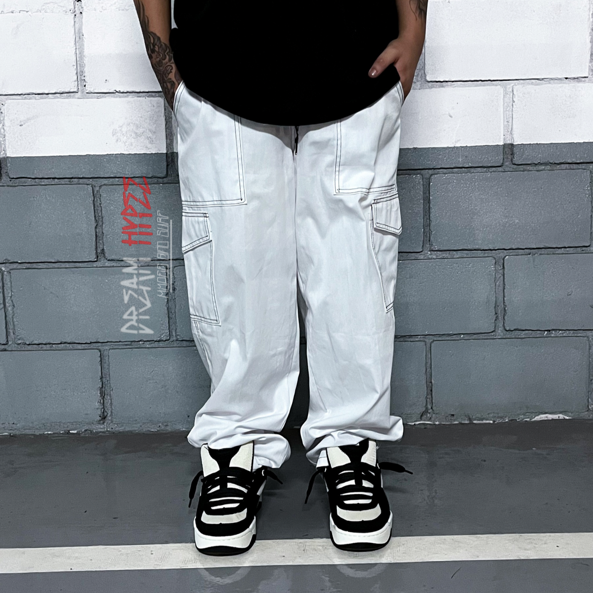 Calça Cargo Branca Contrast