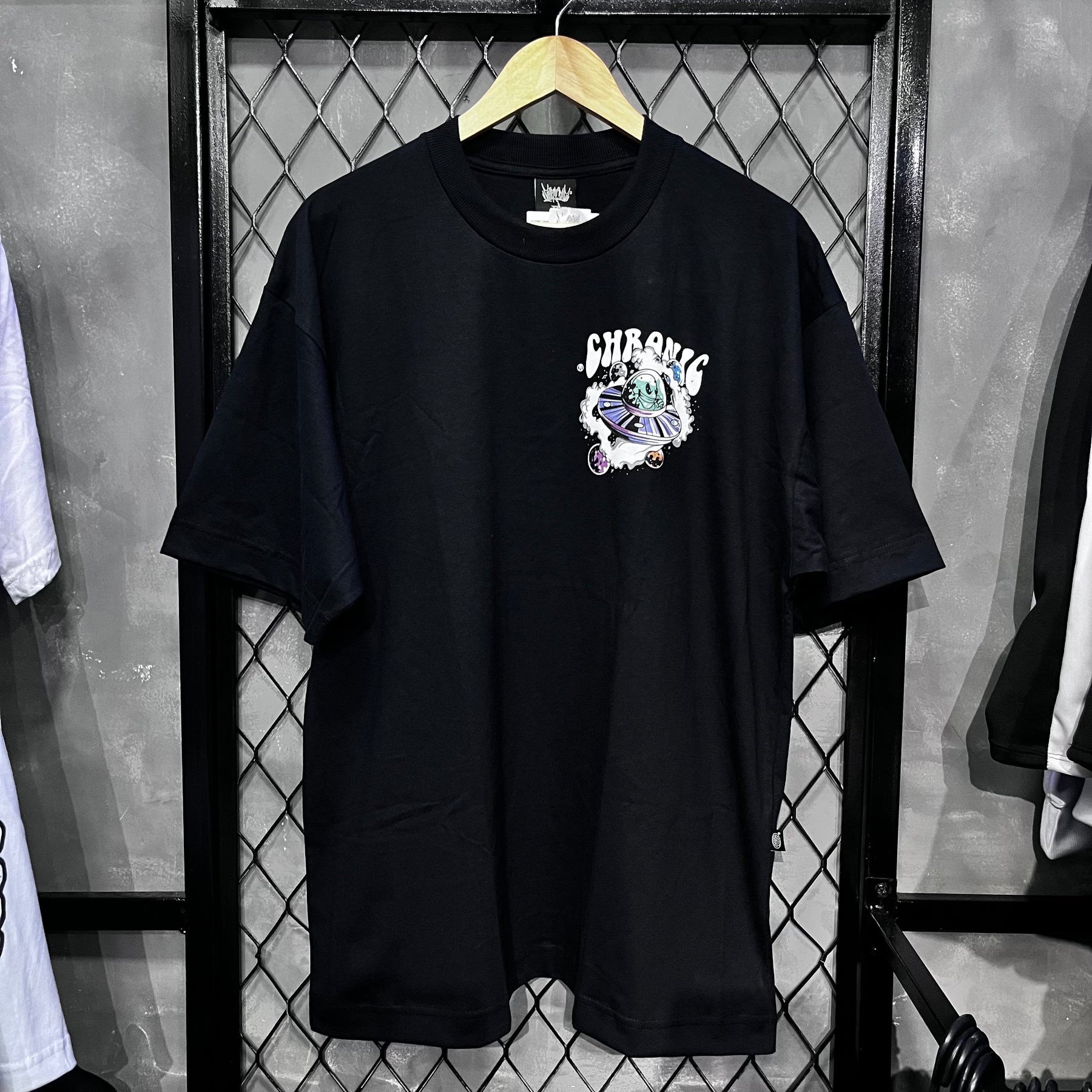 CAMISETA CHRONIC