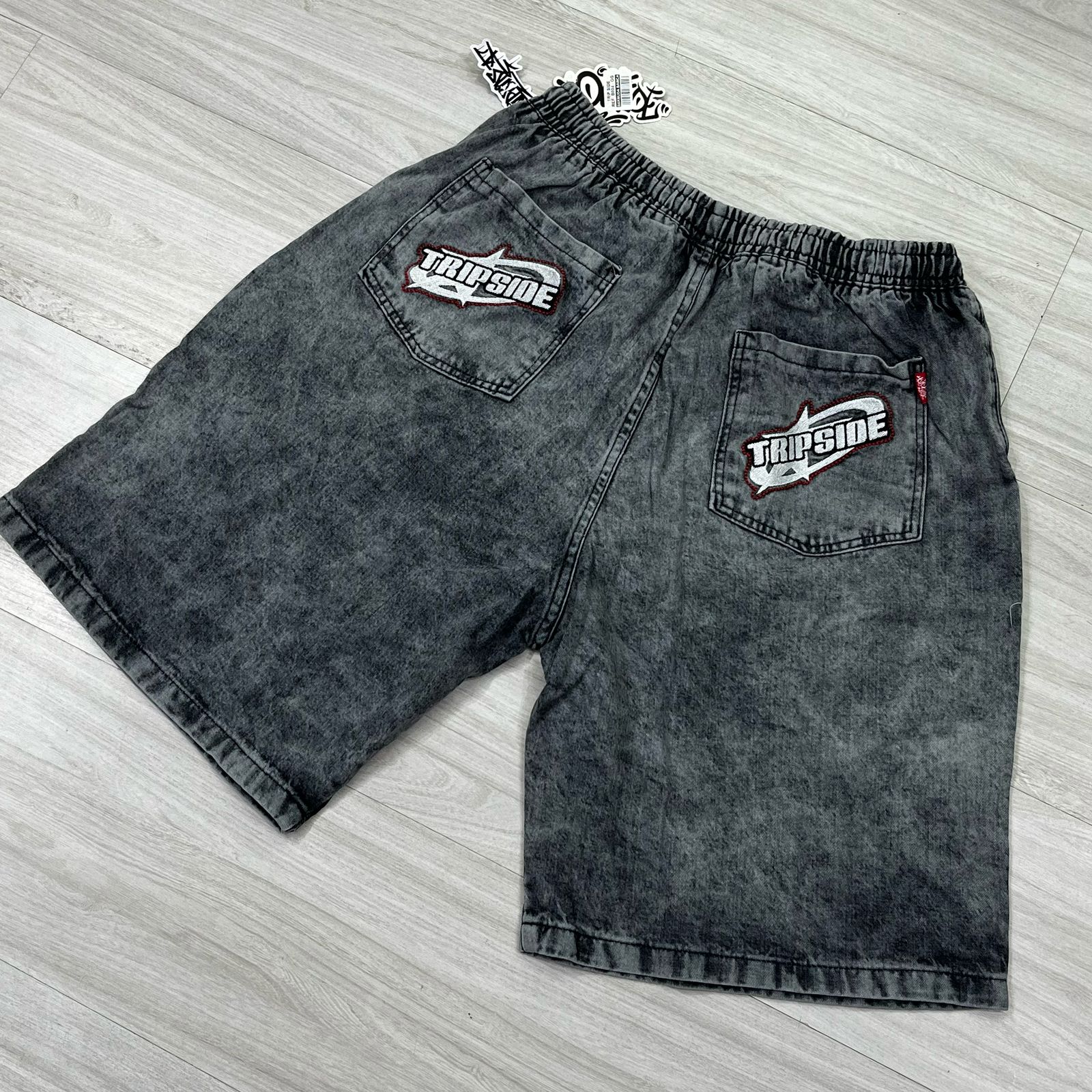 Bermuda Jeans Trip Side