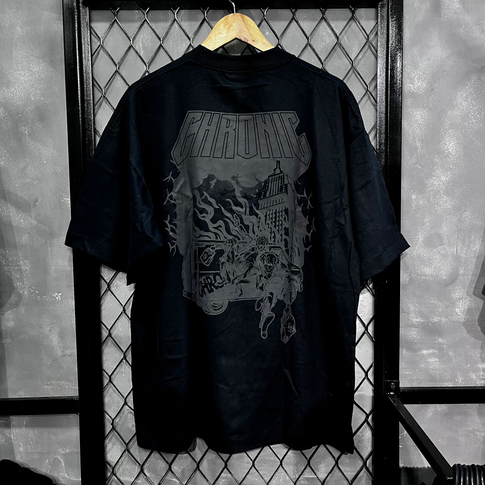 CAMISETA CHRONIC