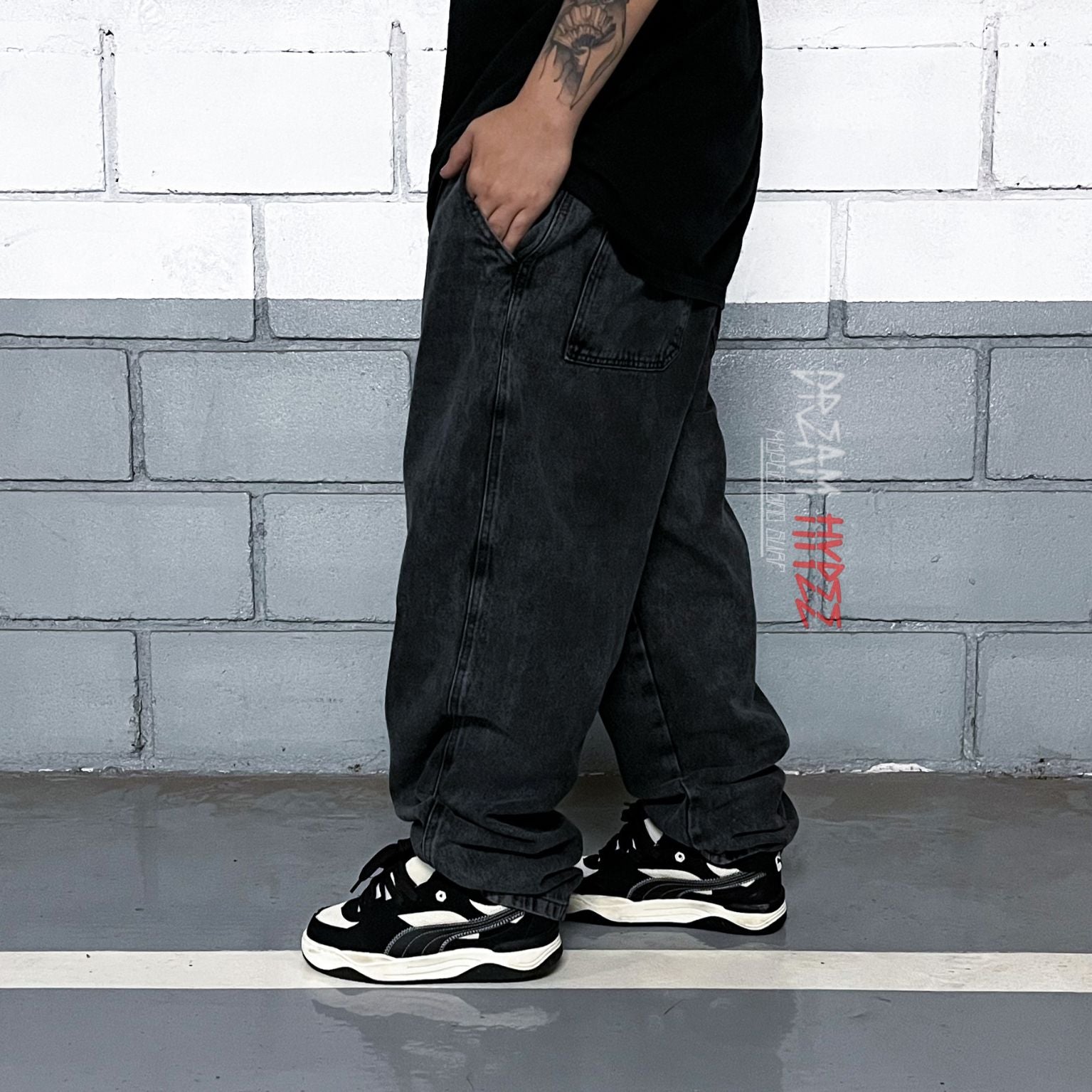 Calça Balão Jeans Marmorizada Black
