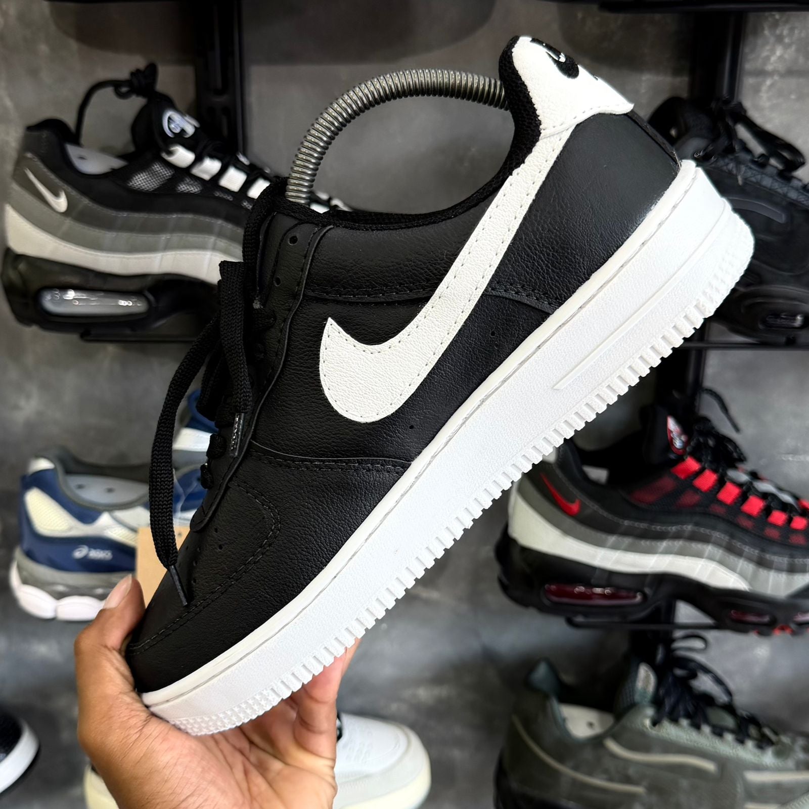 AF1