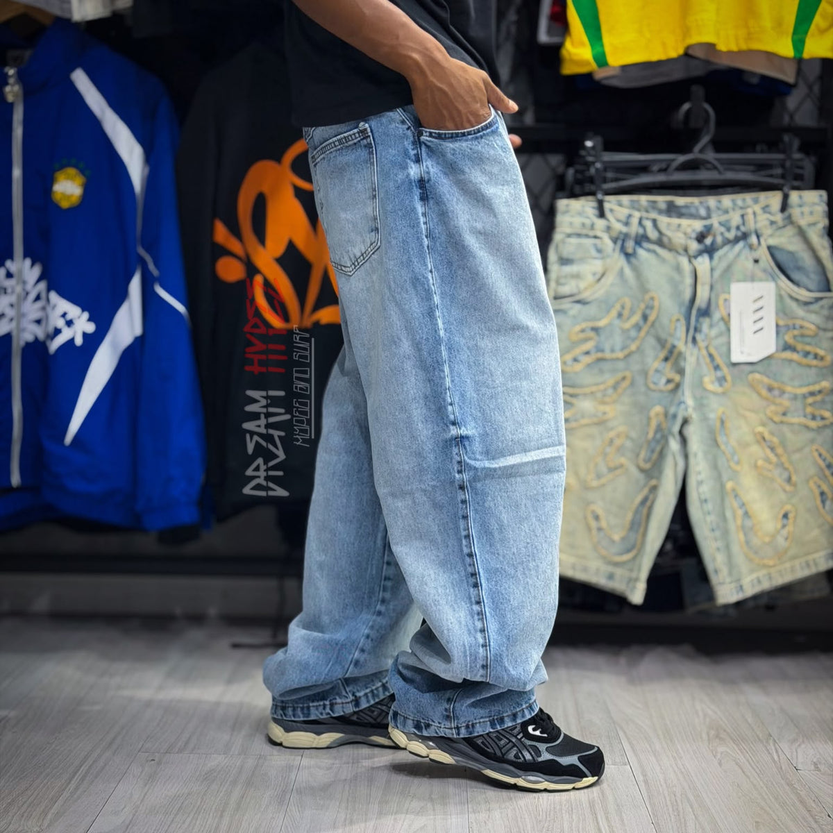 Calça Reta Azul Claro DMC