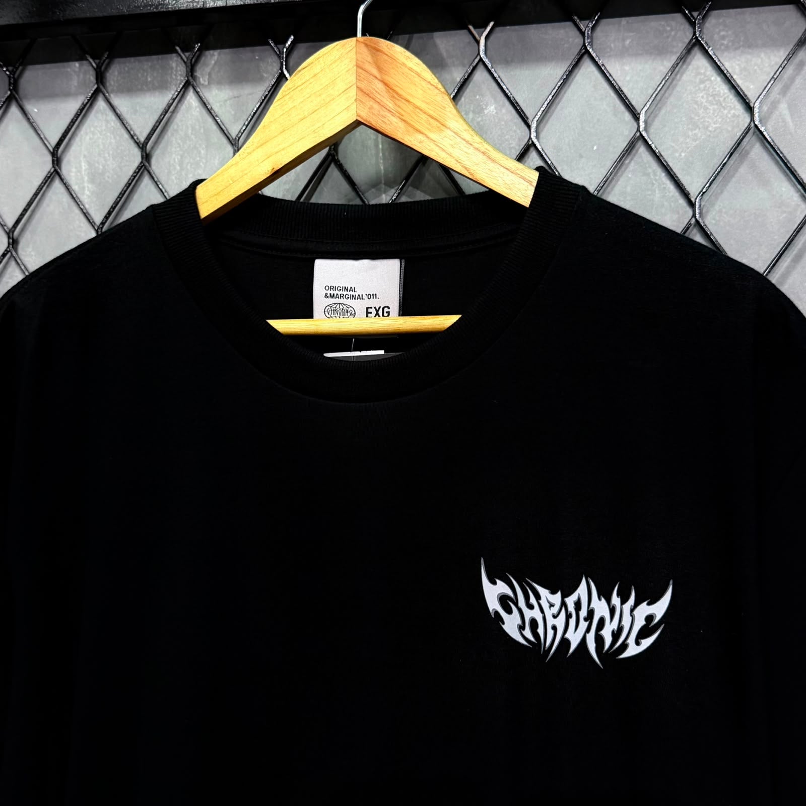 CAMISETA CHRONIC