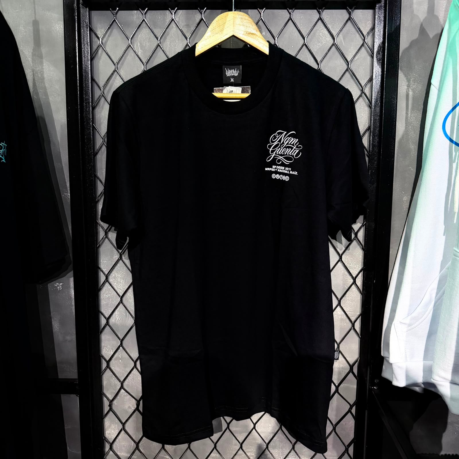 CAMISETA CHRONIC