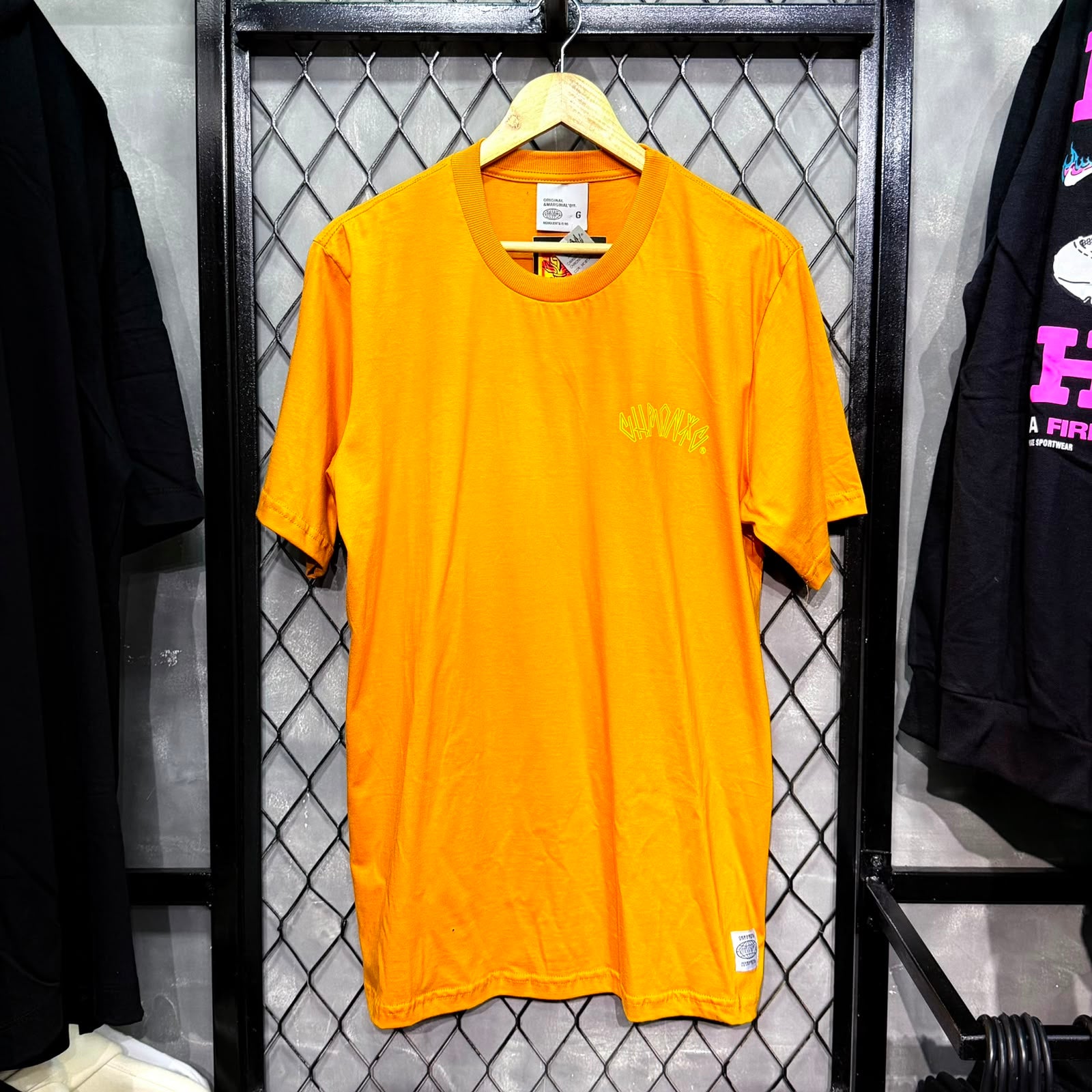 CAMISETA CHRONIC