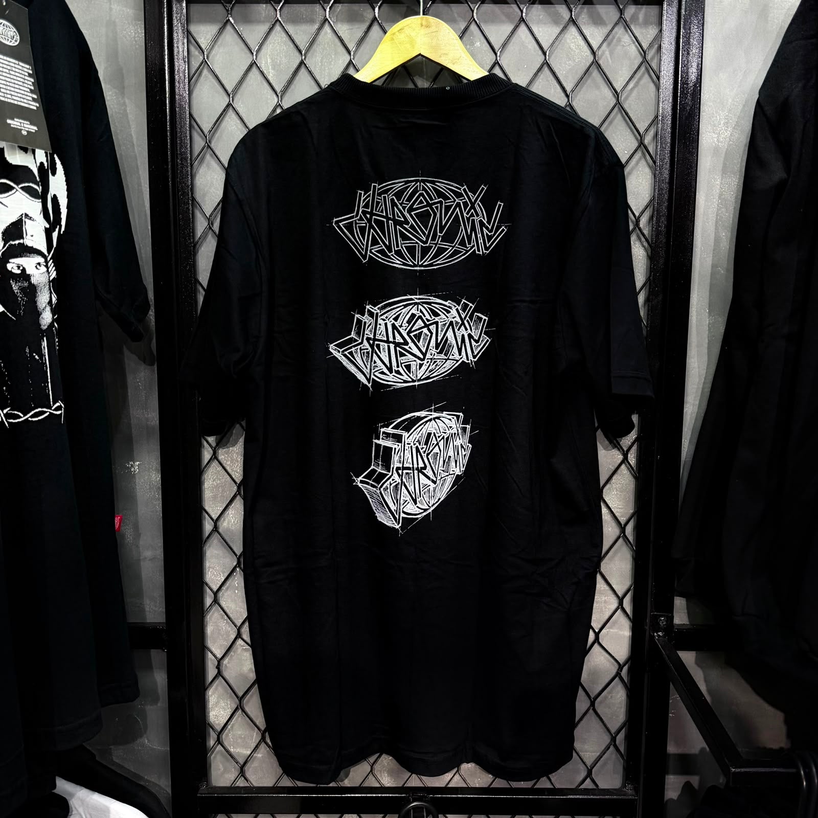 CAMISETA CHRONIC