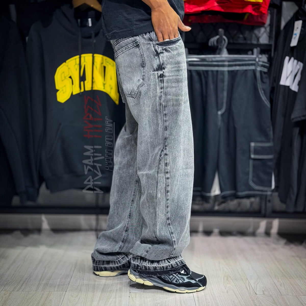 Calça Flare estonada DMC