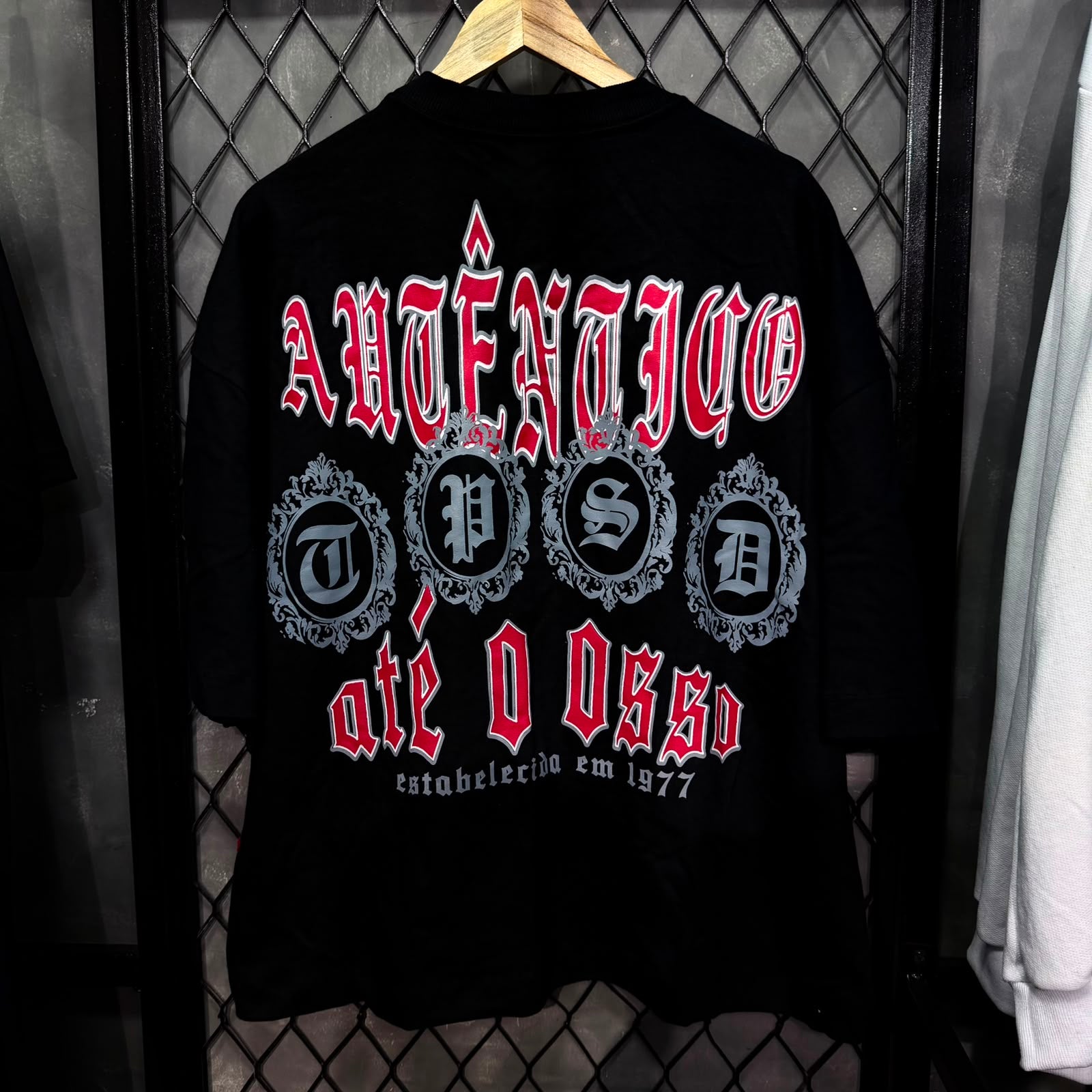 CAMISETA BOXY TRIP SIDE