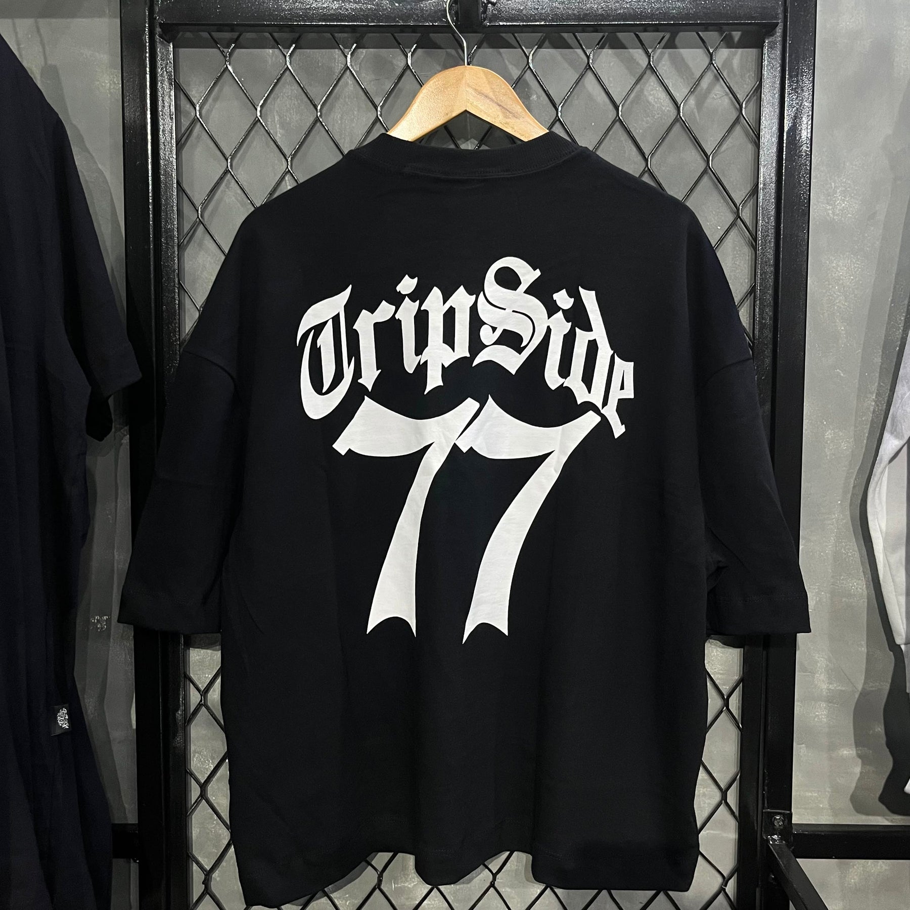 CAMISETA BOXY TRIP SIDE