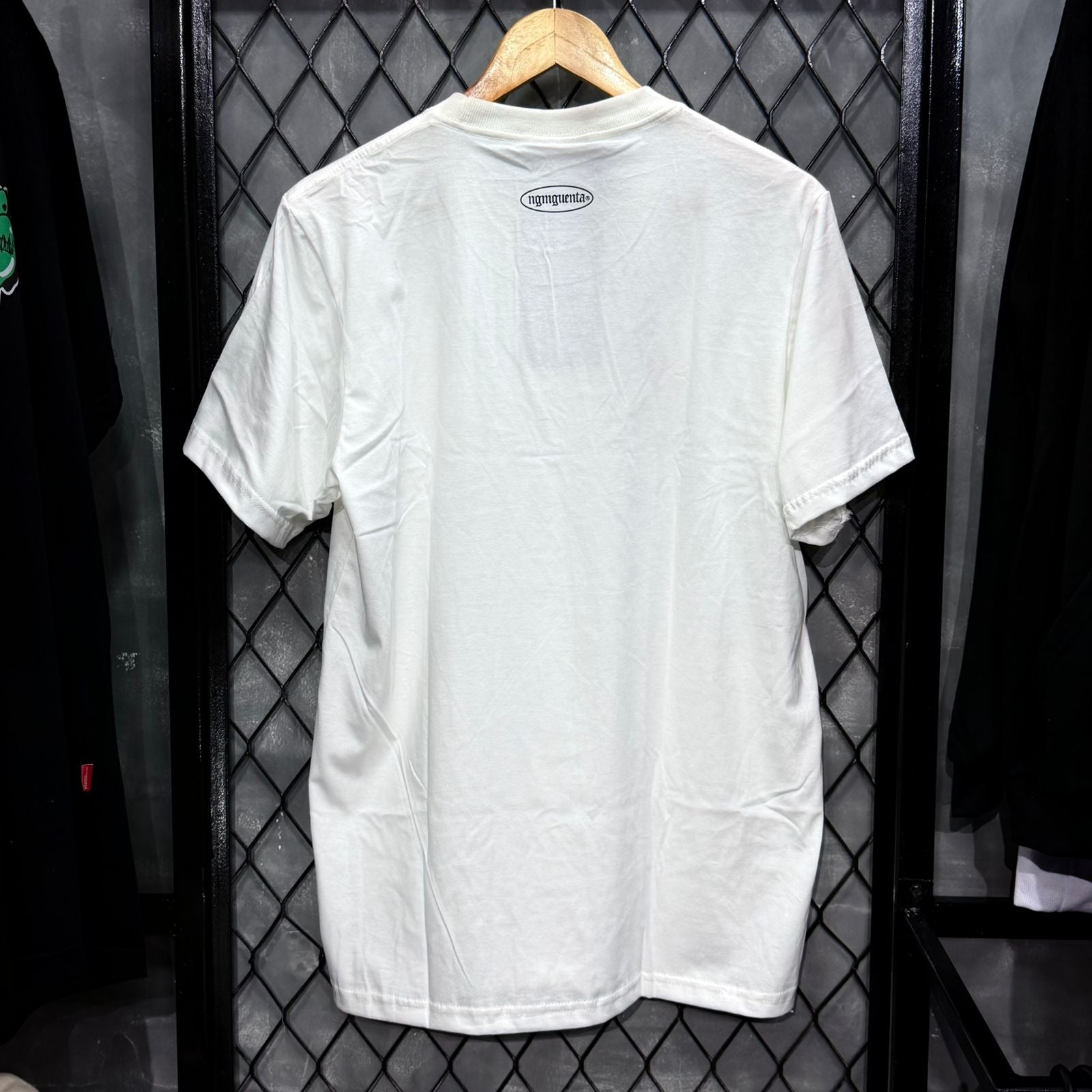 CAMISETA CHRONIC