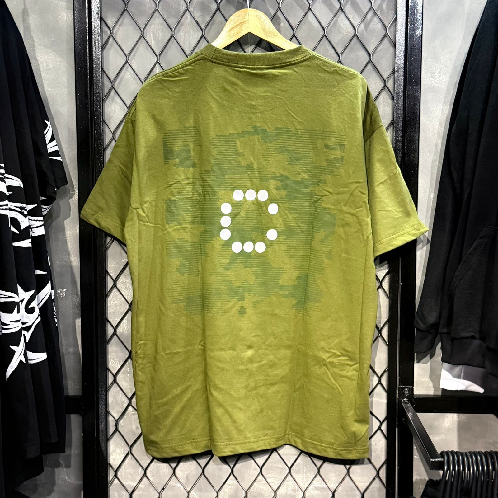 CAMISETA CHRONIC