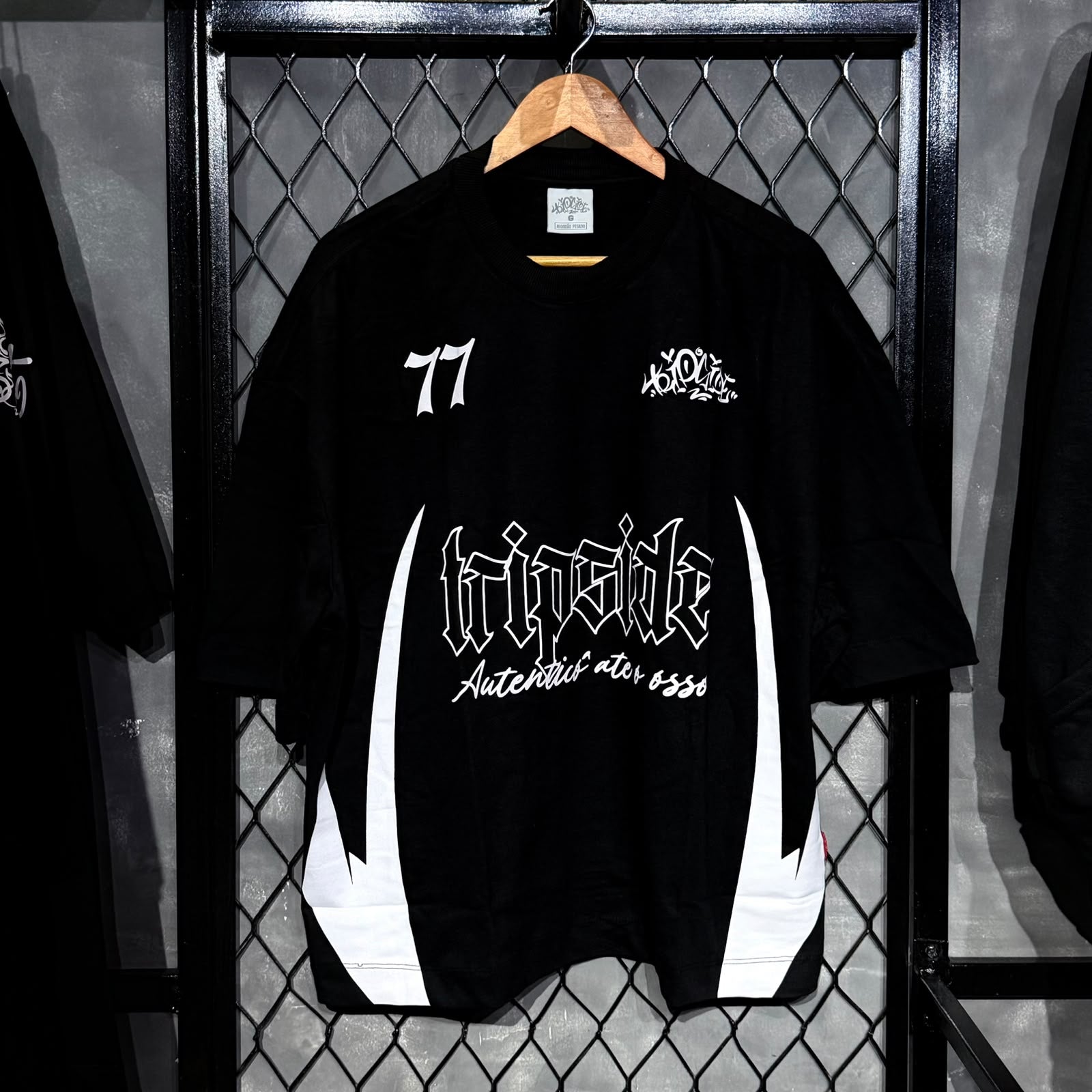 CAMISETA BOXY TRIP SIDE