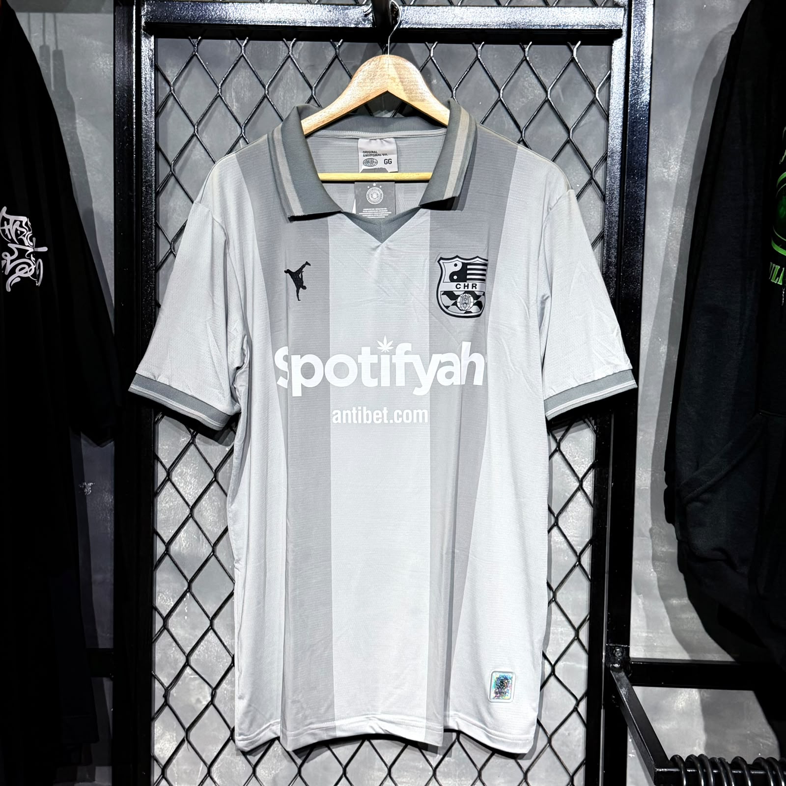 CAMISETA CHRONIC