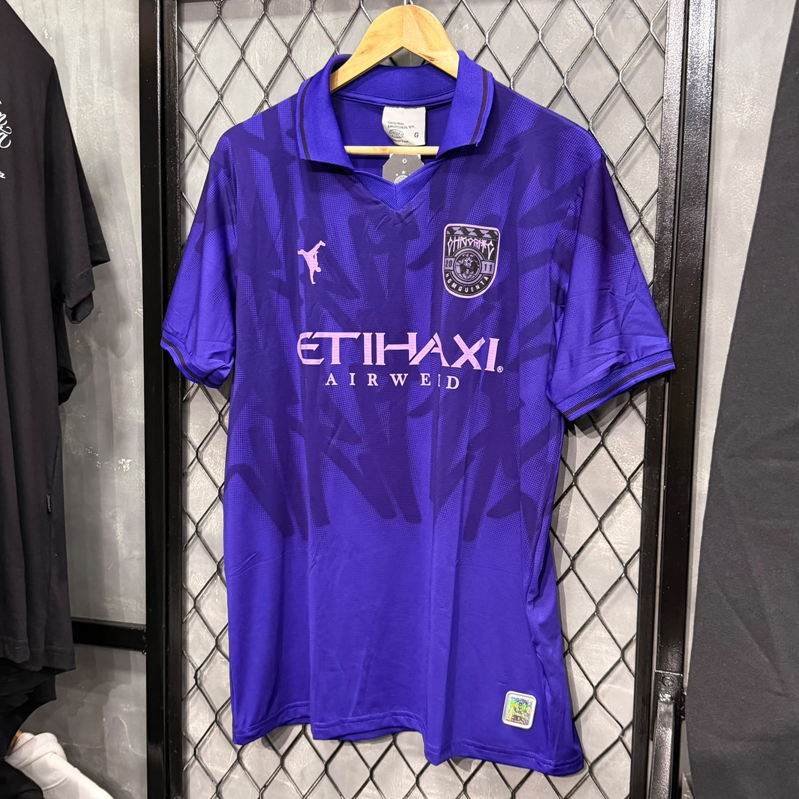 CAMISETA CHRONIC