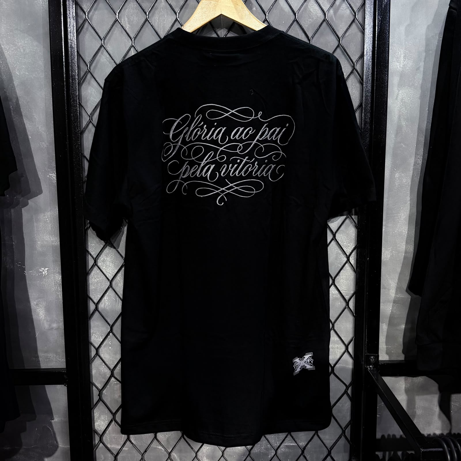 CAMISETA CHRONIC