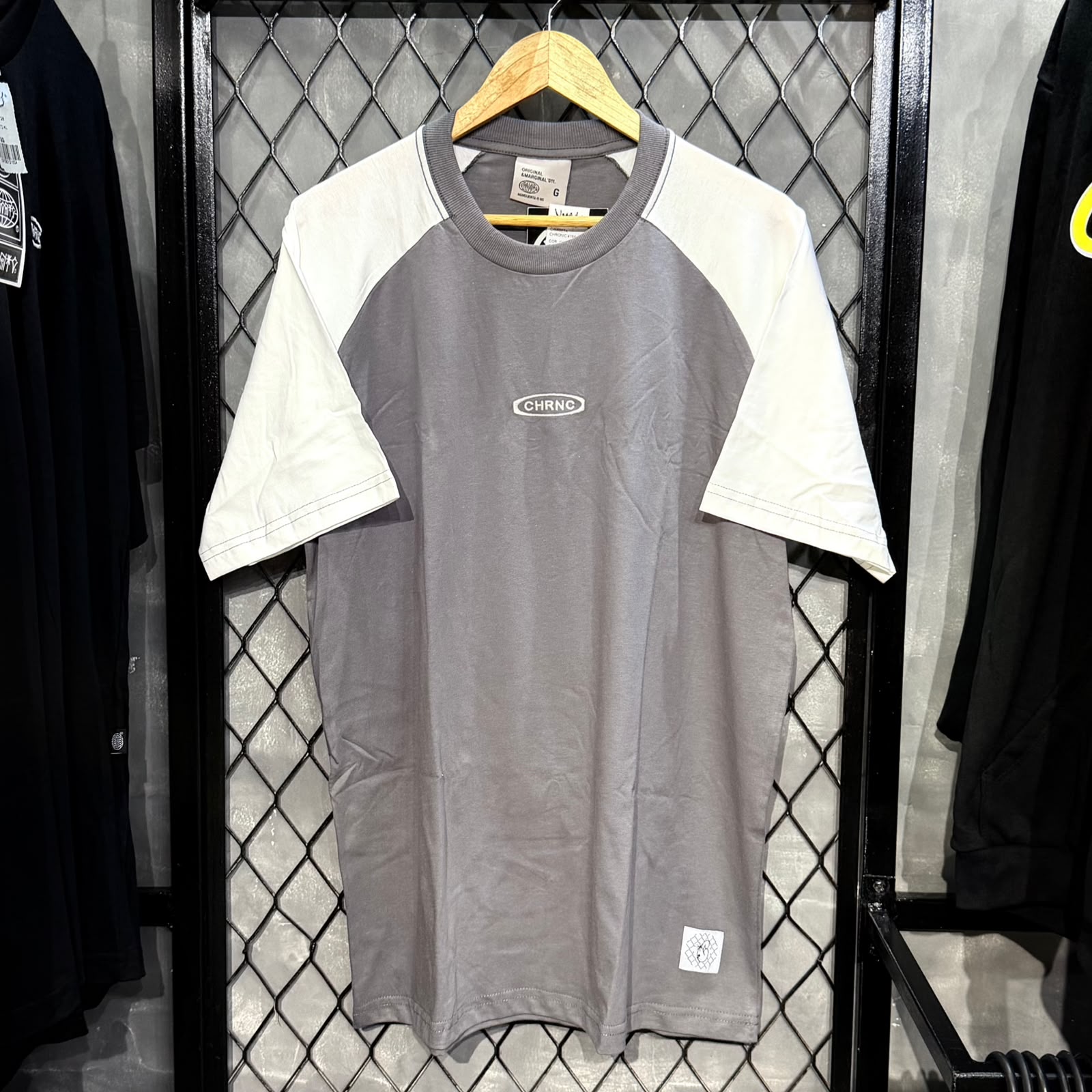 CAMISETA CHRONIC