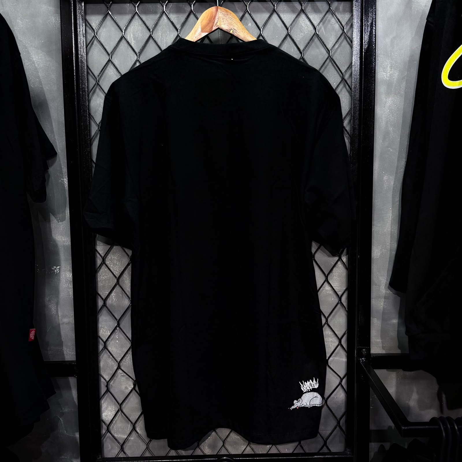 CAMISETA CHRONIC