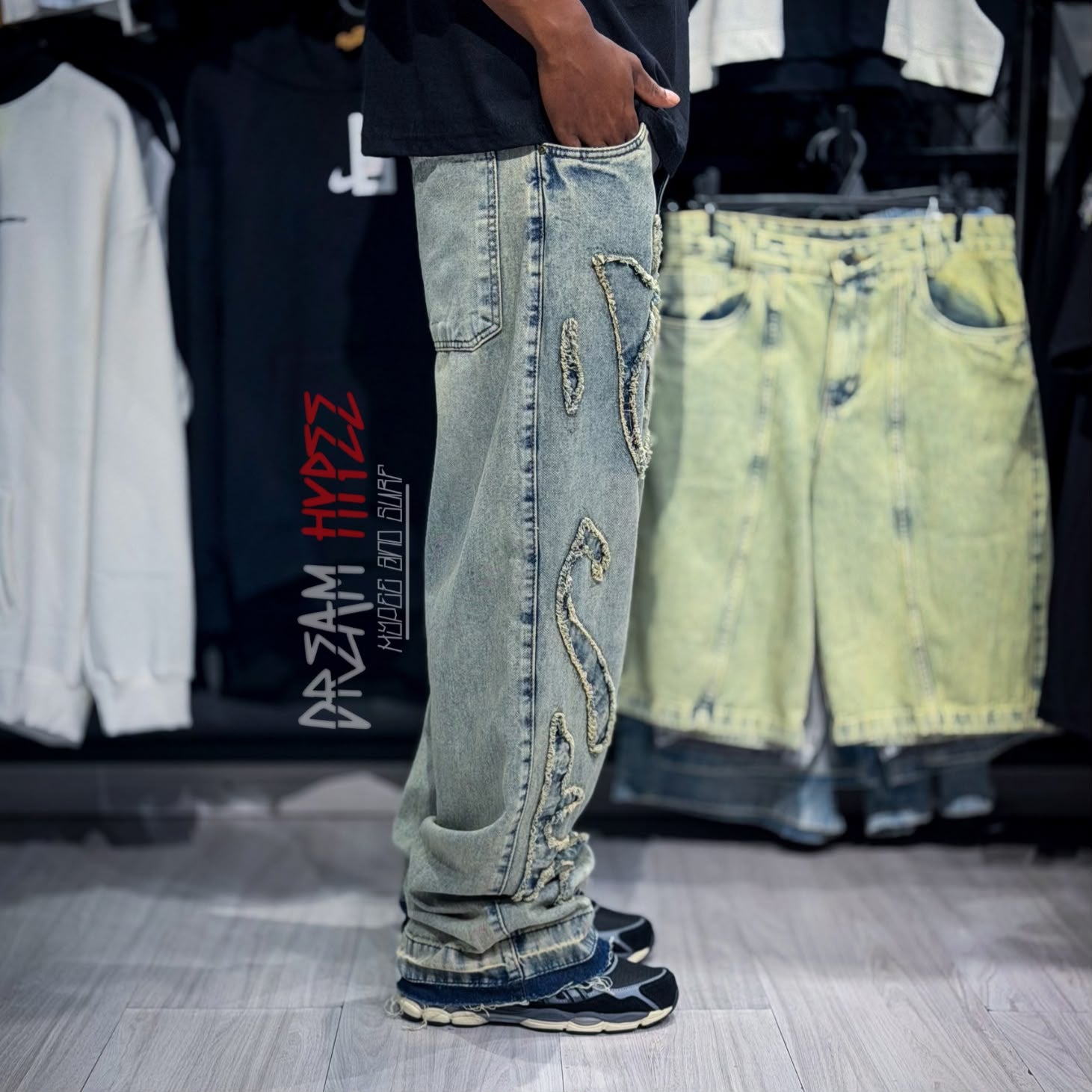 Calça Reta Destroyed DMC