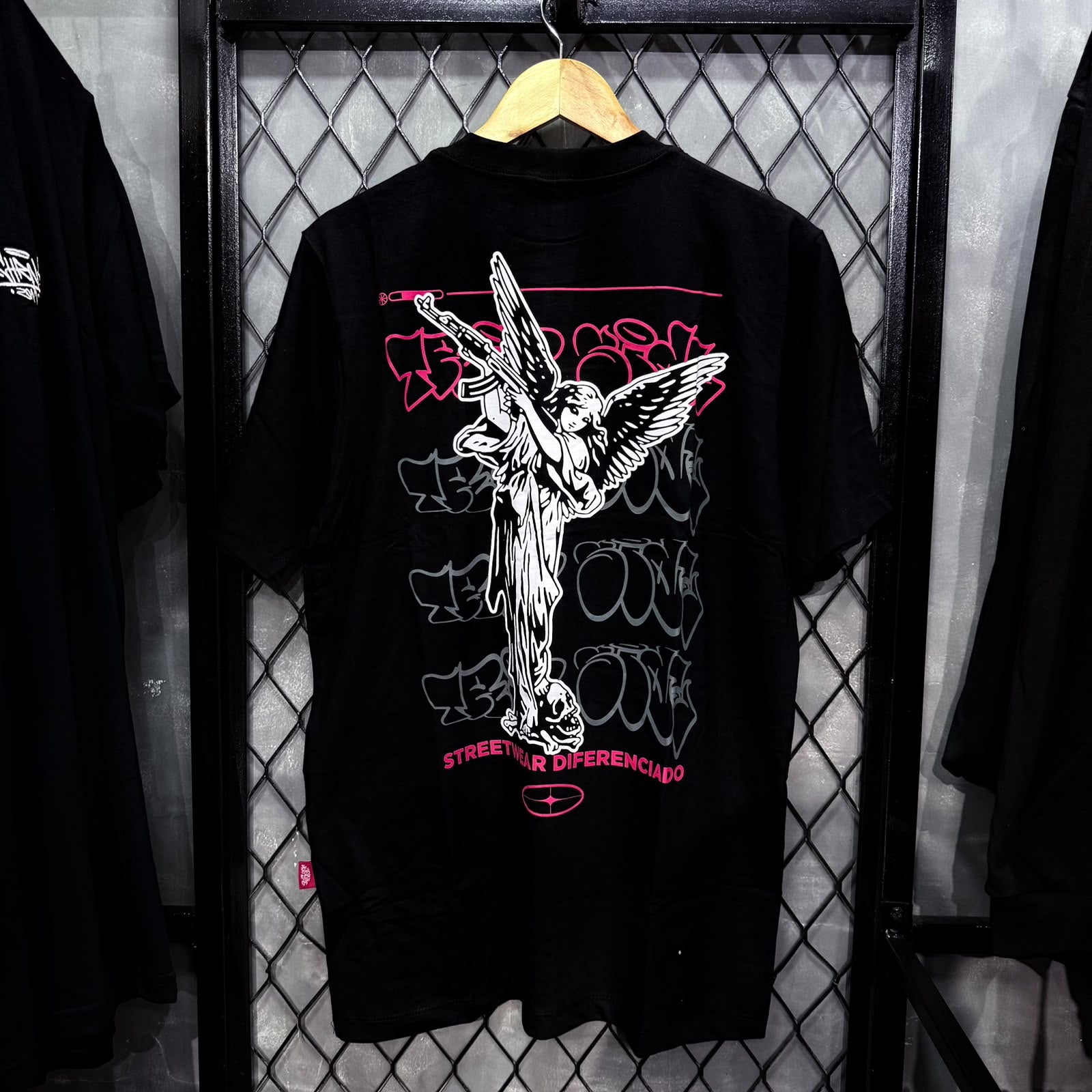 CAMISETA CHRONIC