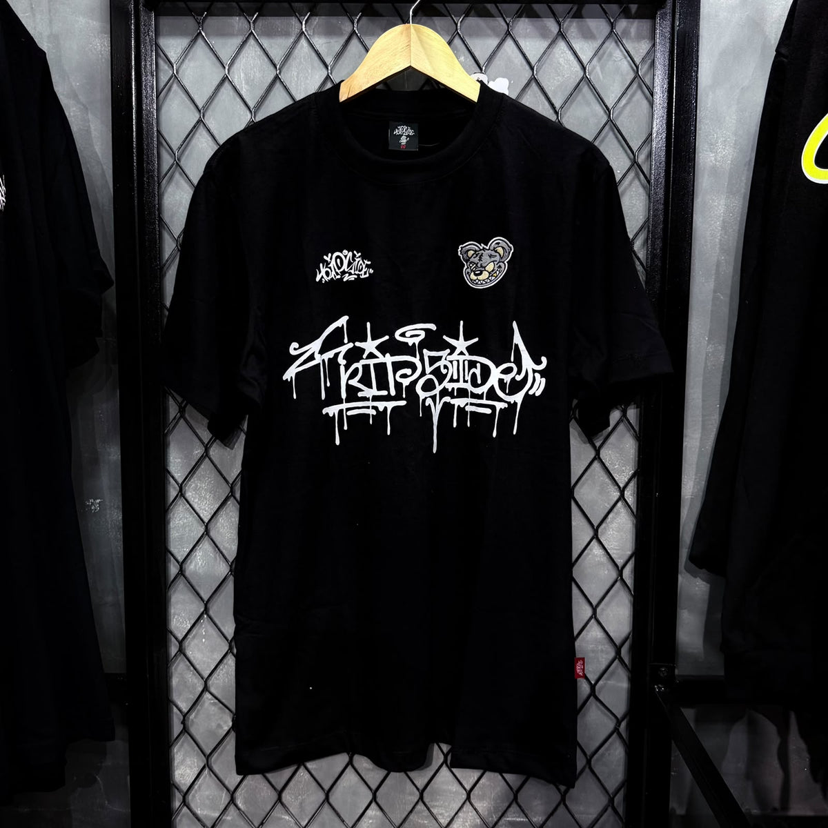 CAMISETA CHRONIC
