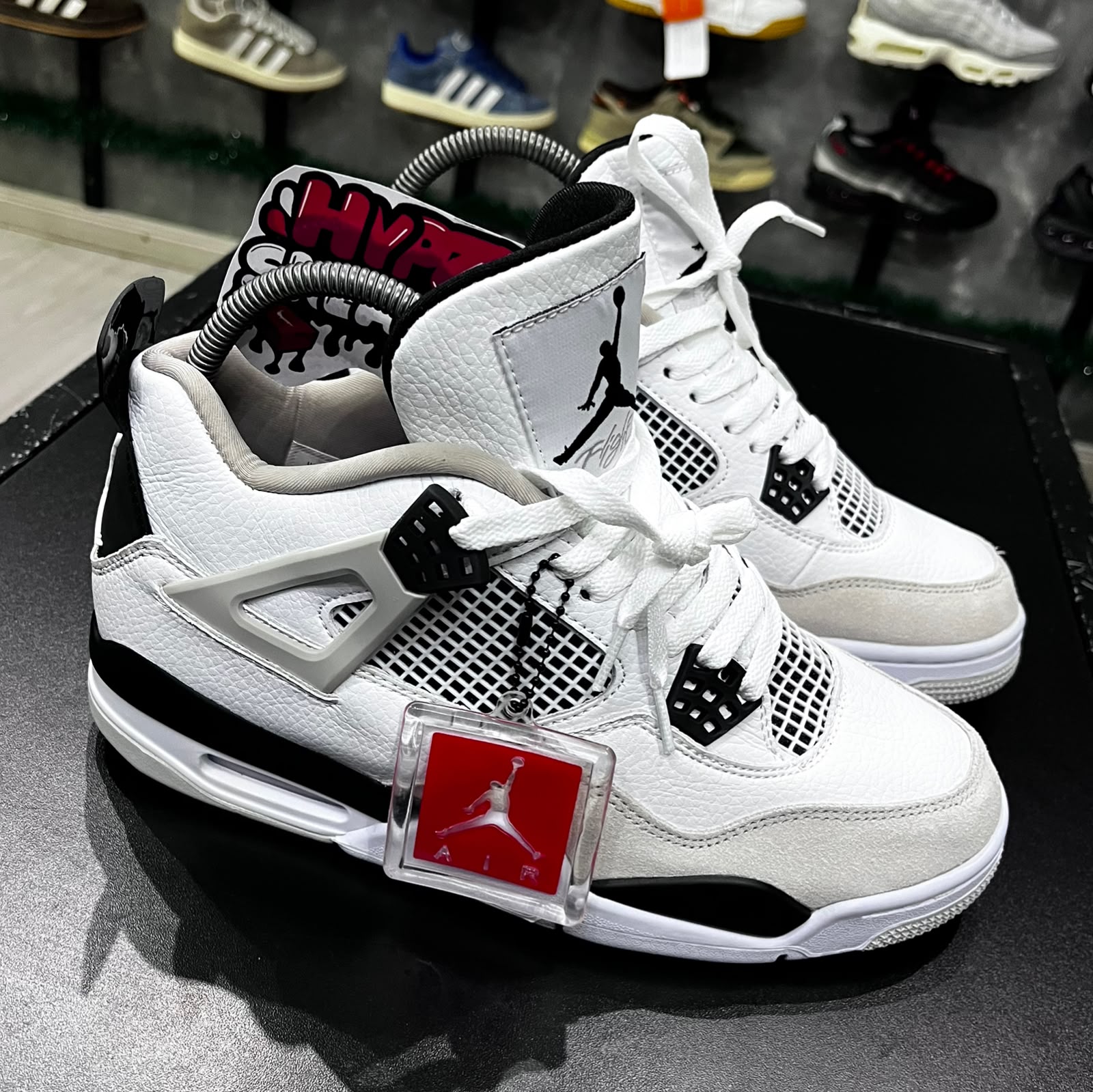JORDAN IV