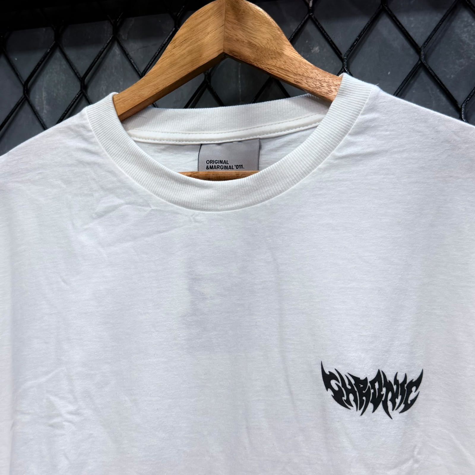 CAMISETA CHRONIC
