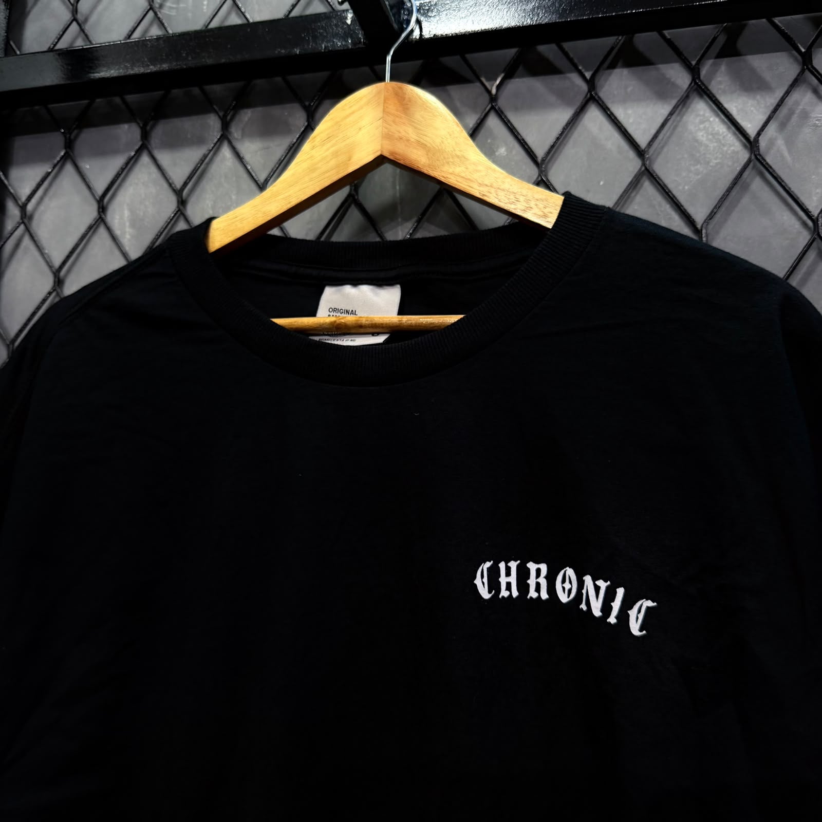 CAMISETA CHRONIC