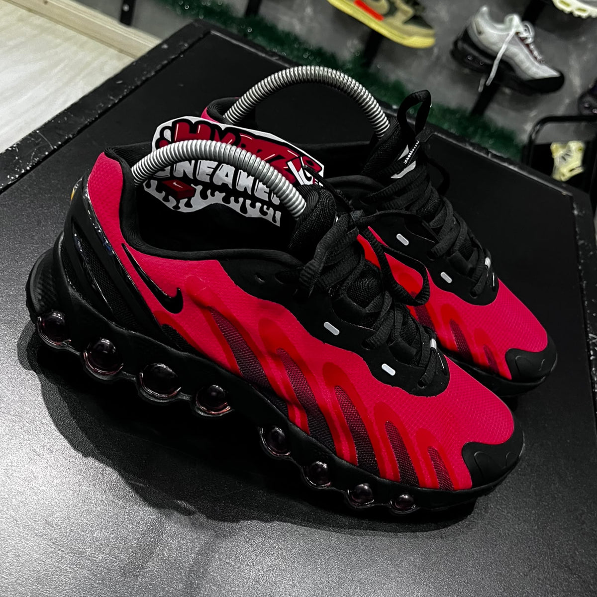 AIR MAX DN8