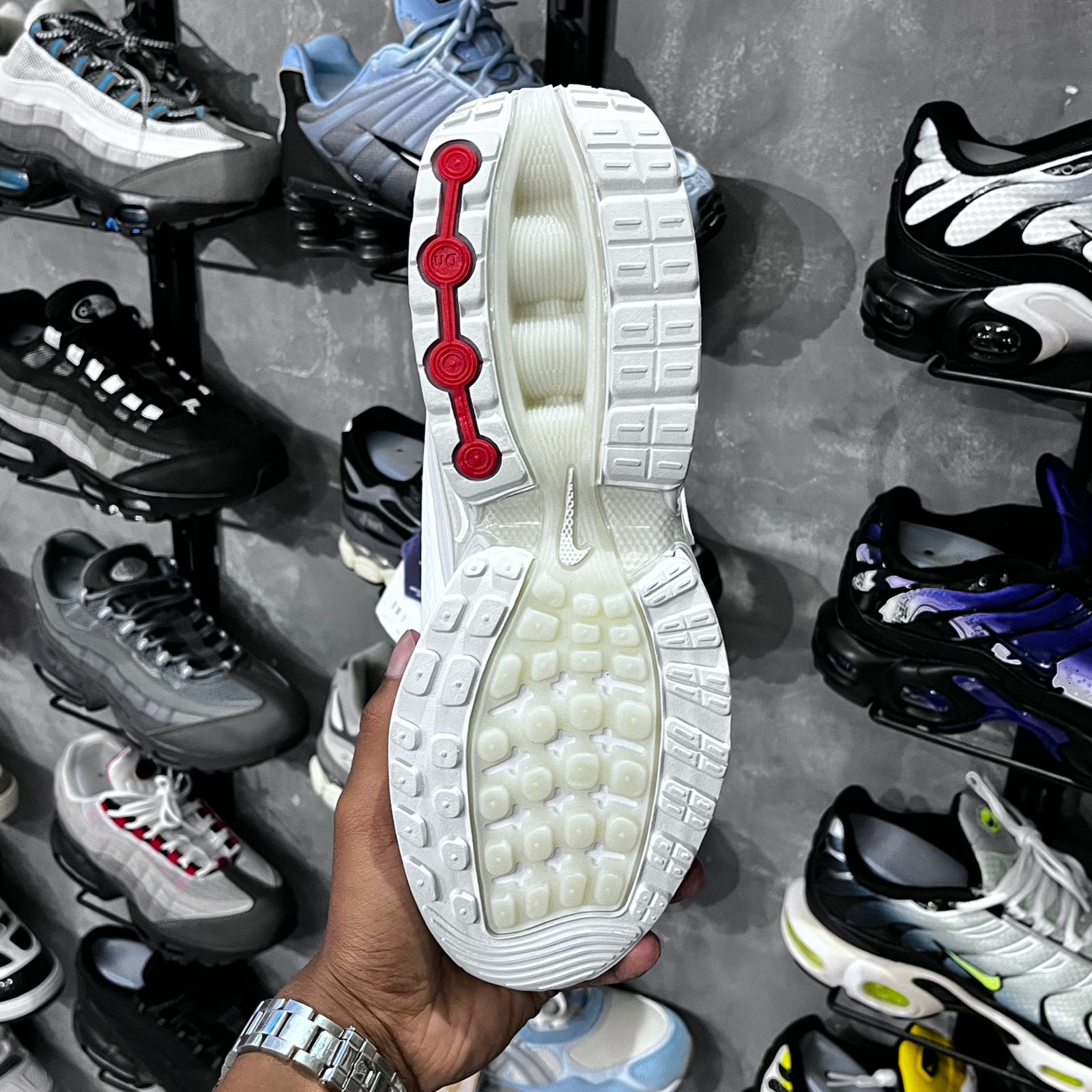 AIR MAX DN
