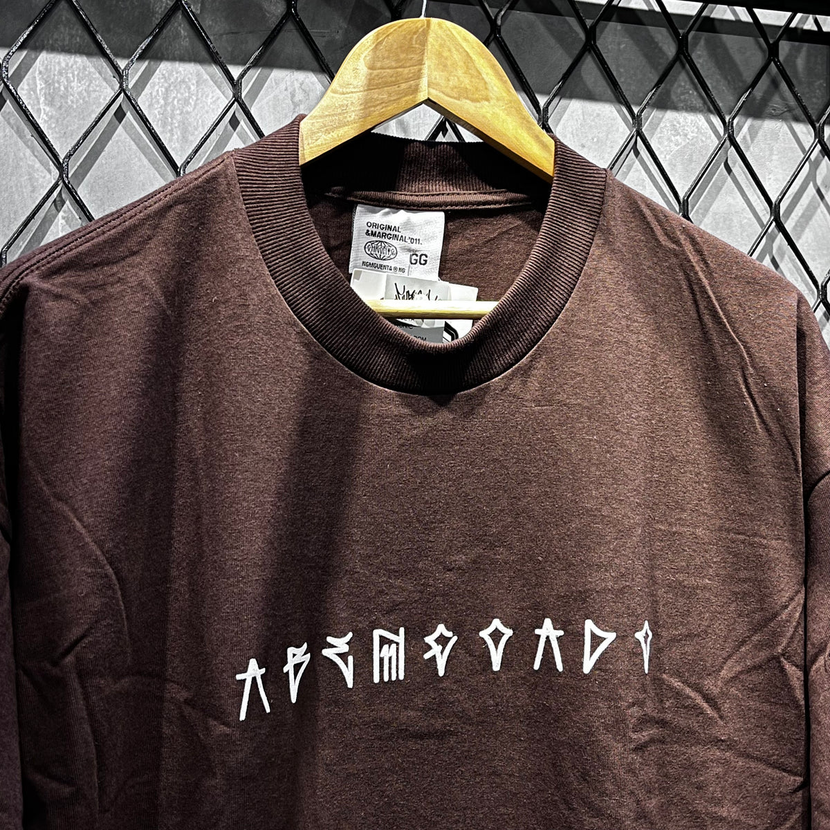 CAMISETA CHRONIC