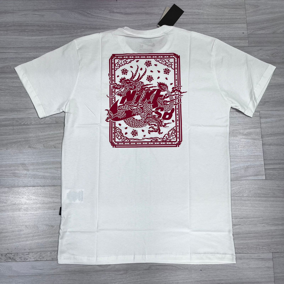 CAMISETA STREETWEAR NKD2