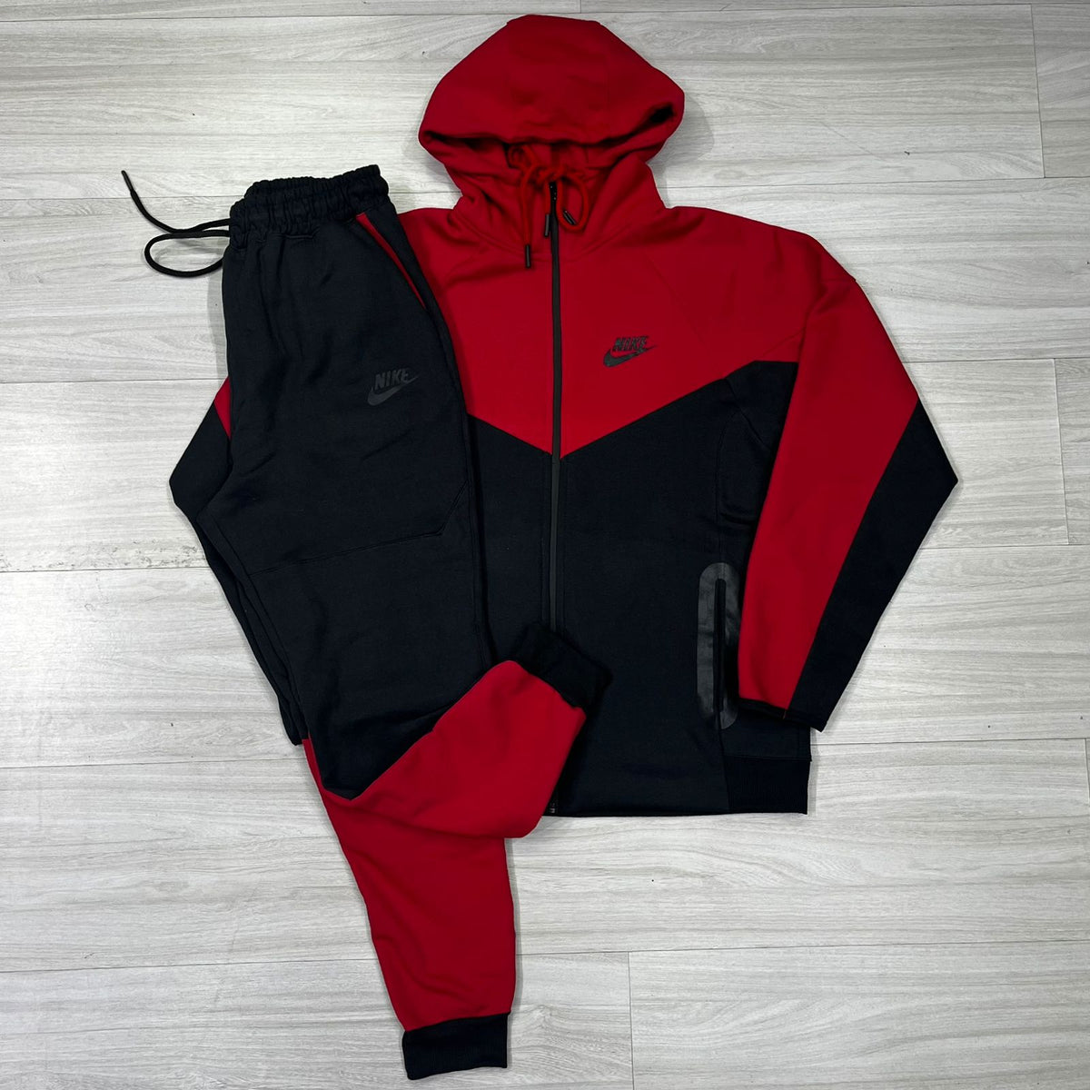Conjunto Tech Fleece