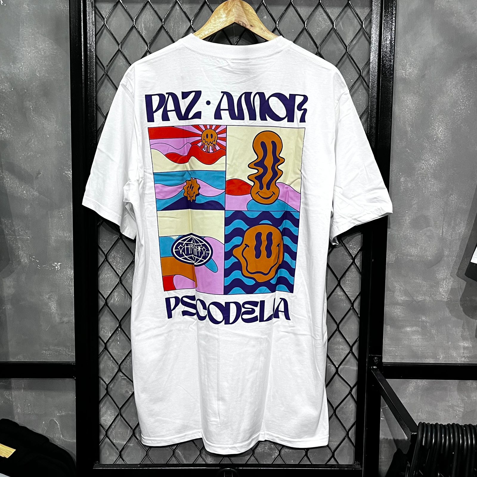 CAMISETA CHRONIC