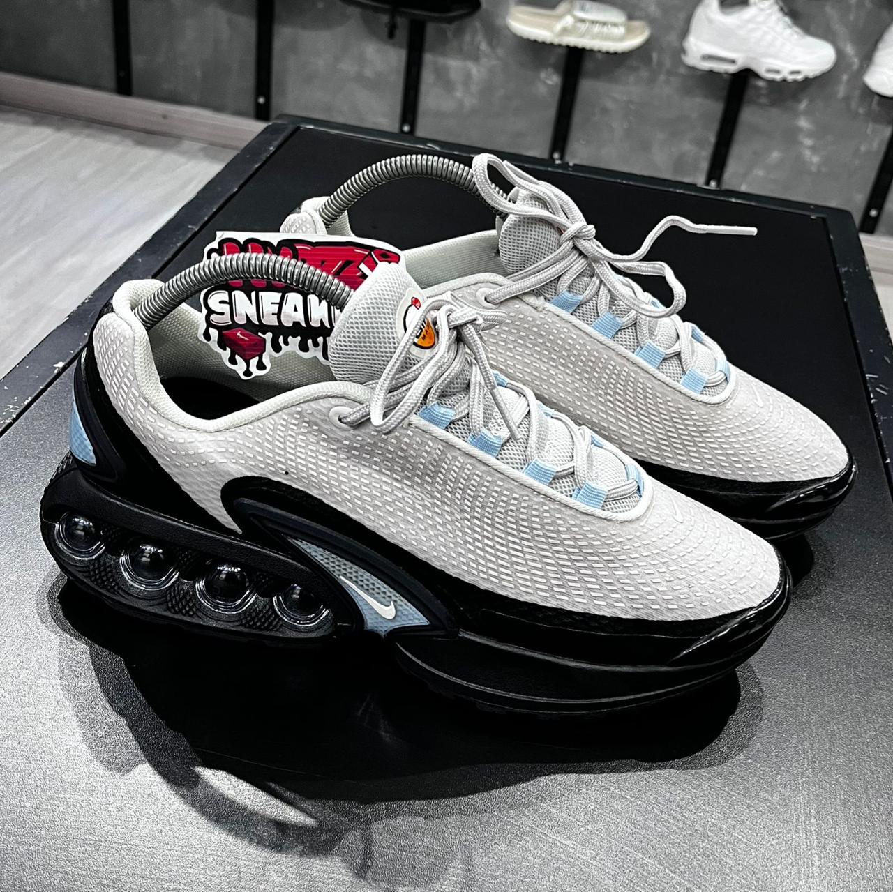 AIR MAX DN