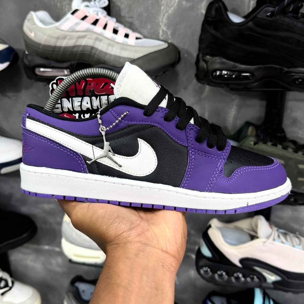 JORDAN 1 LOW