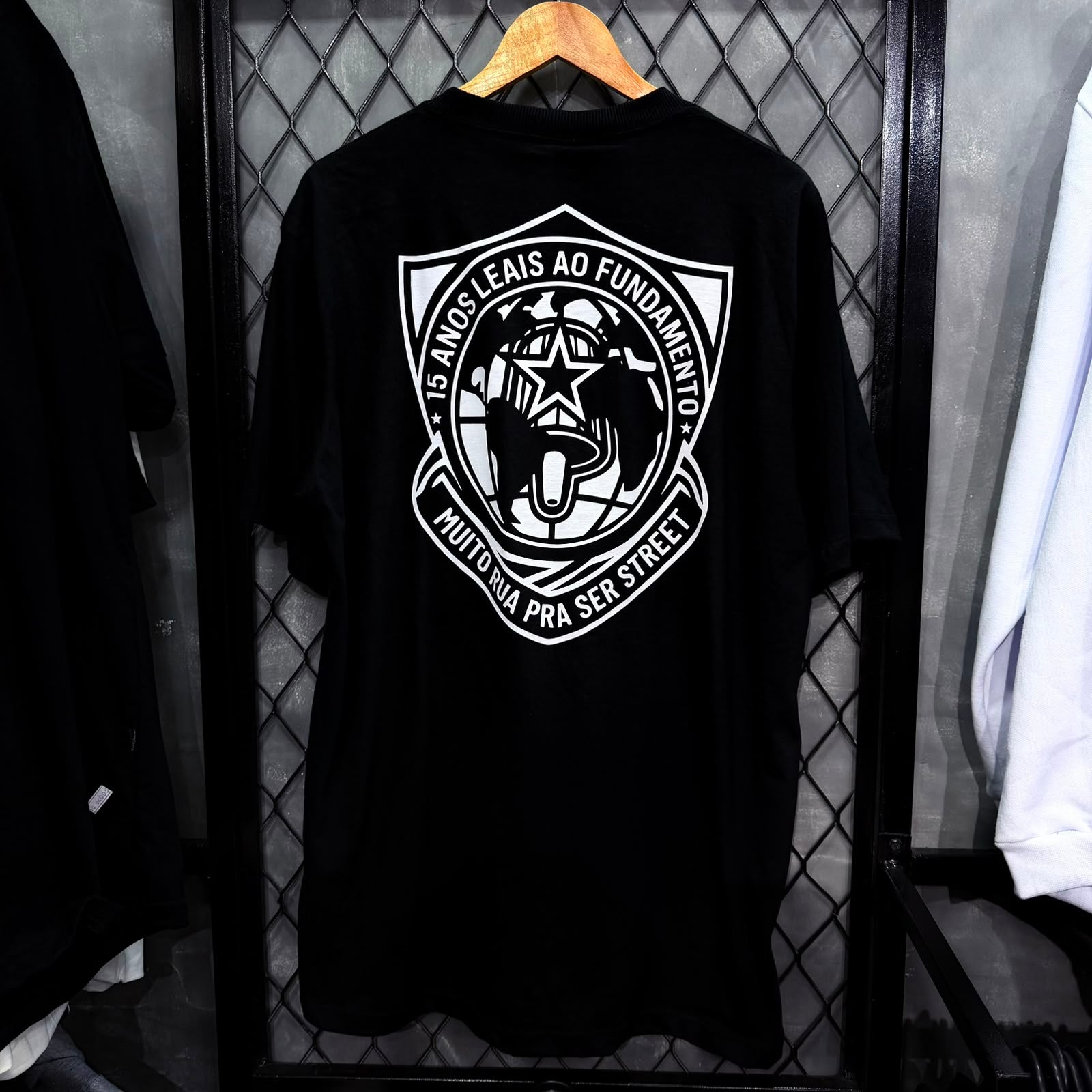 CAMISETA CHRONIC