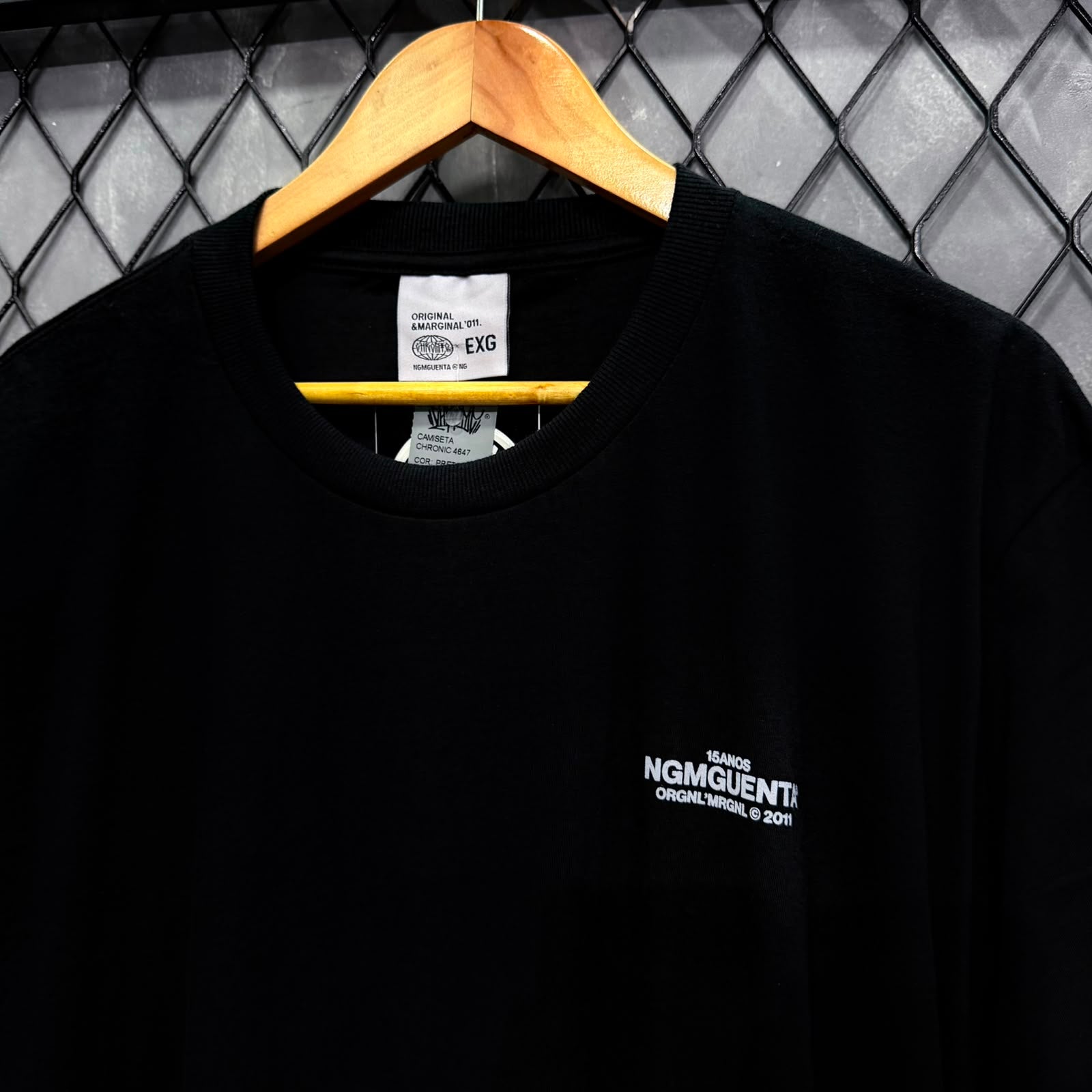 CAMISETA CHRONIC