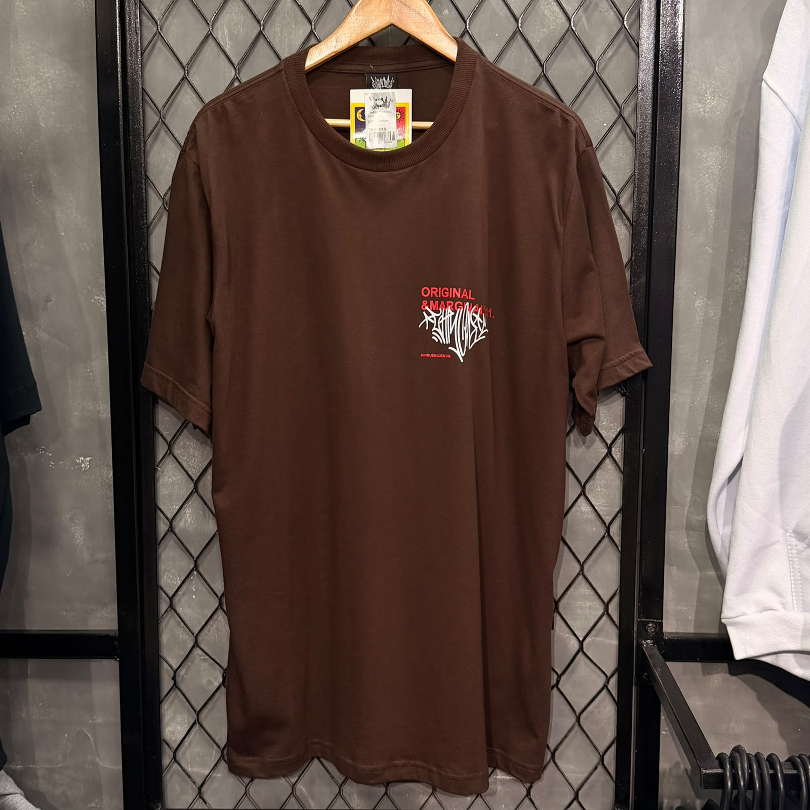 CAMISETA CHRONIC