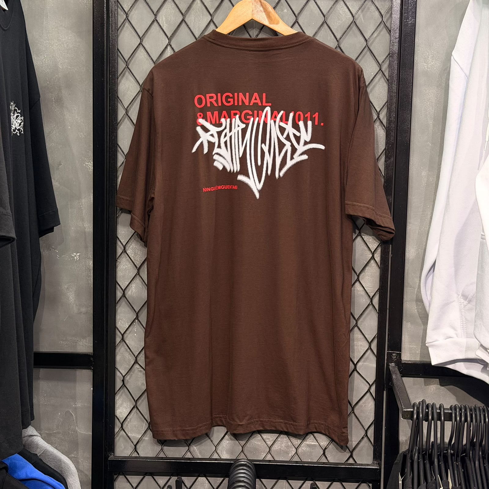 CAMISETA CHRONIC