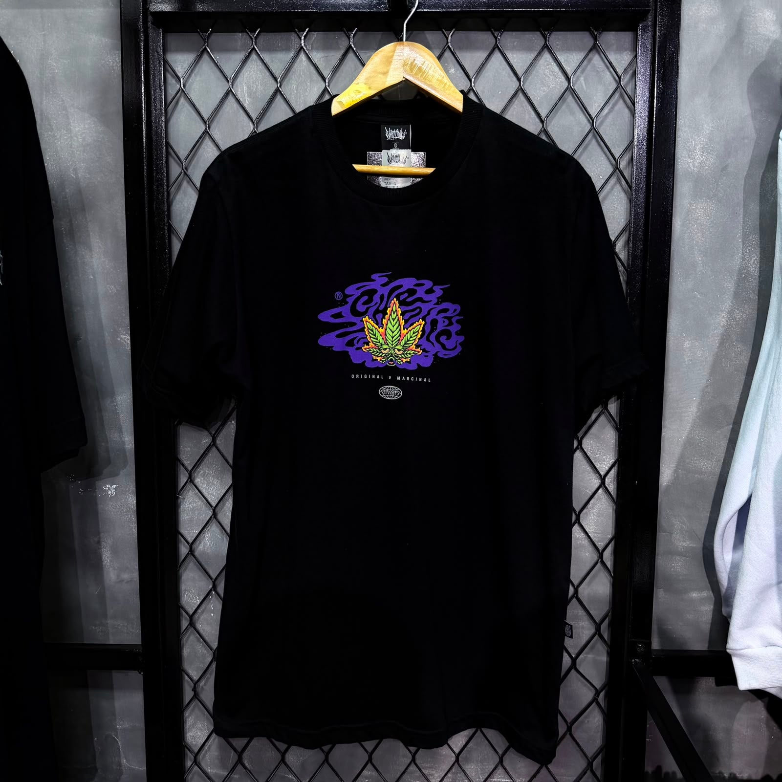 CAMISETA CHRONIC