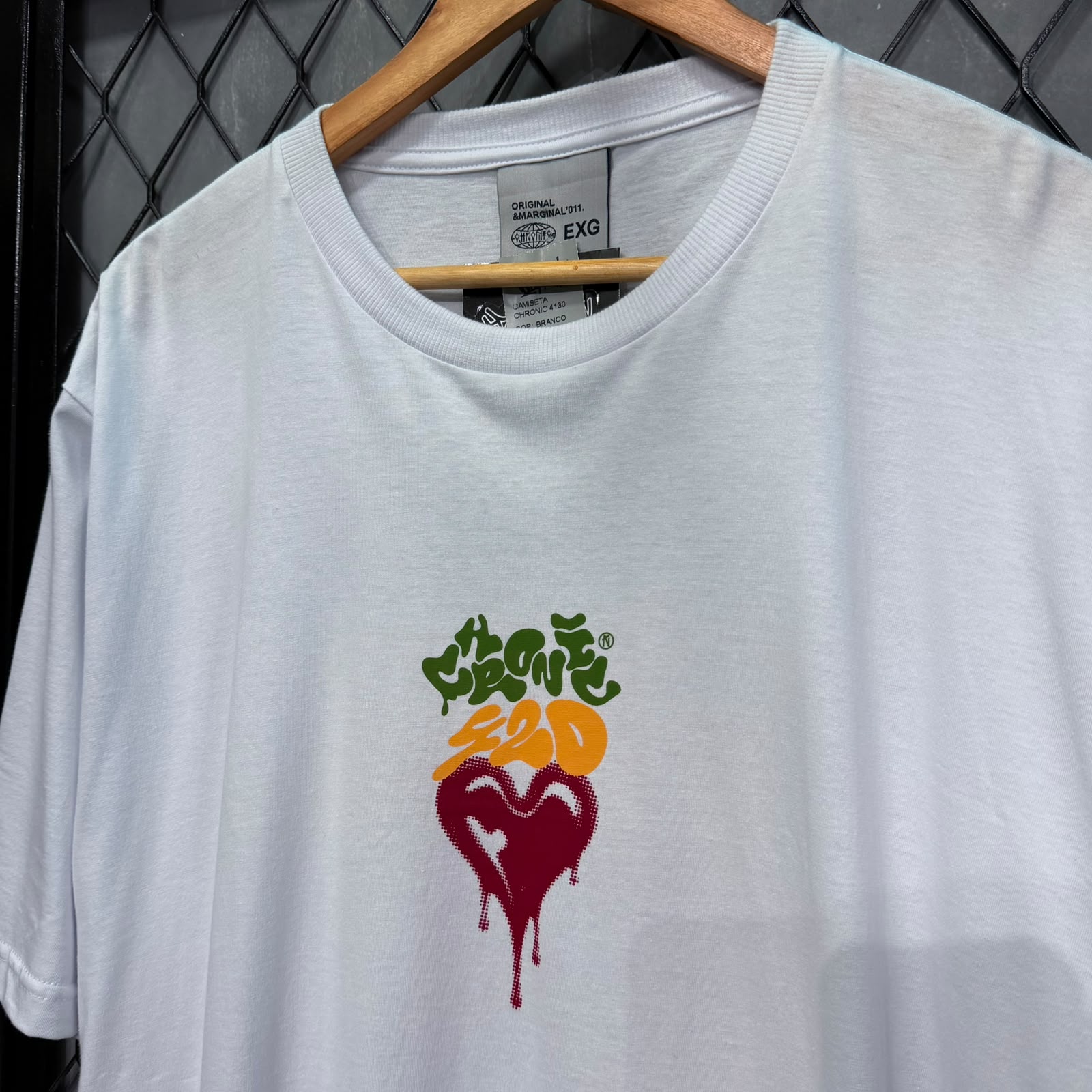 CAMISETA CHRONIC