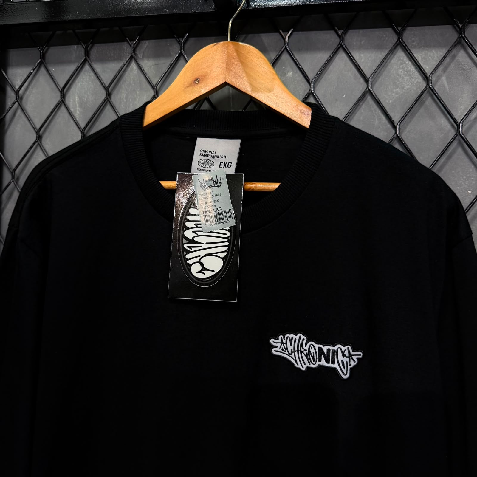 CAMISETA CHRONIC